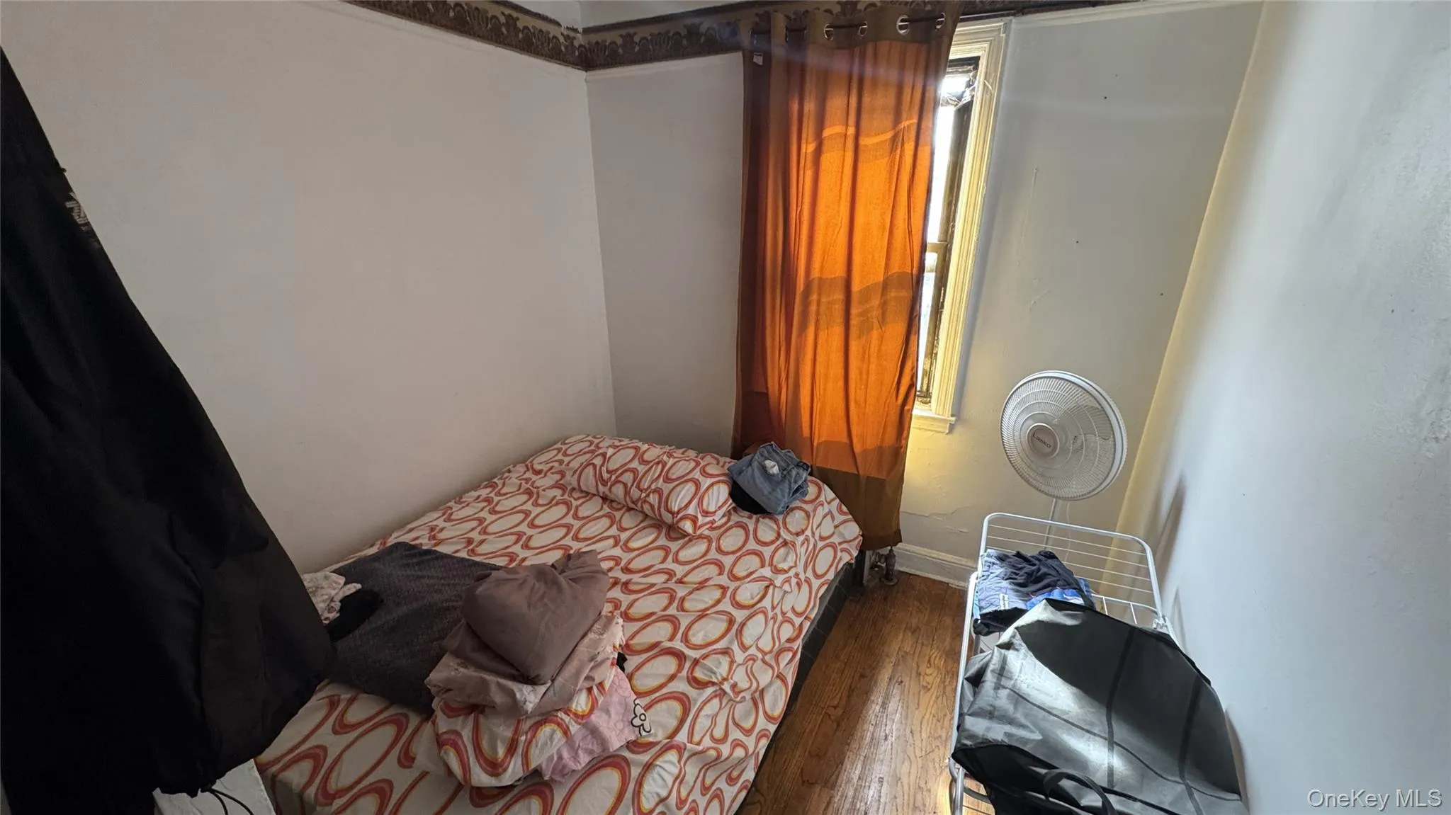 24-26 83rd Street, New York, NY, 3 Bedrooms Bedrooms, 7 Rooms Rooms,2 BathroomsBathrooms,Residential,For Rent,83rd,0,1050623 24-26 83rd Street, New York, NY, 3 Bedrooms Bedrooms, 7 Rooms Rooms,2 BathroomsBathrooms,Residential,For Rent,83rd,0,1050623