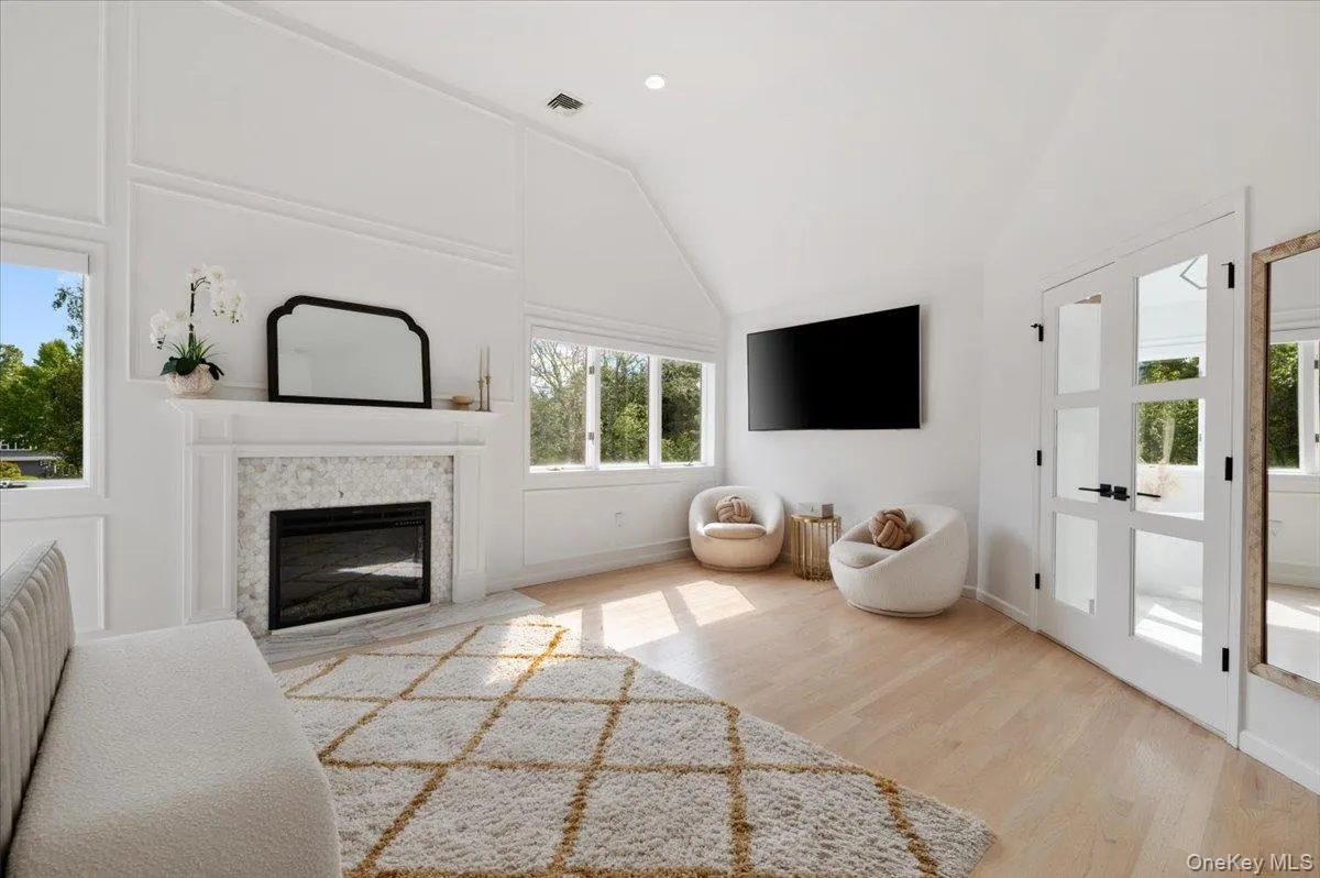 5 Landing Court, Huntington, NY, 5 Bedrooms Bedrooms, 15 Rooms Rooms,5 BathroomsBathrooms,Residential,For Rent,Landing,0,1050631 5 Landing Court, Huntington, NY, 5 Bedrooms Bedrooms, 15 Rooms Rooms,5 BathroomsBathrooms,Residential,For Rent,Landing,0,1050631