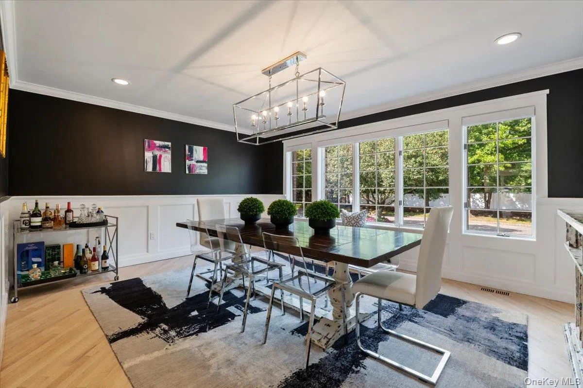 5 Landing Court, Huntington, NY, 5 Bedrooms Bedrooms, 15 Rooms Rooms,5 BathroomsBathrooms,Residential,For Rent,Landing,0,1050631 5 Landing Court, Huntington, NY, 5 Bedrooms Bedrooms, 15 Rooms Rooms,5 BathroomsBathrooms,Residential,For Rent,Landing,0,1050631