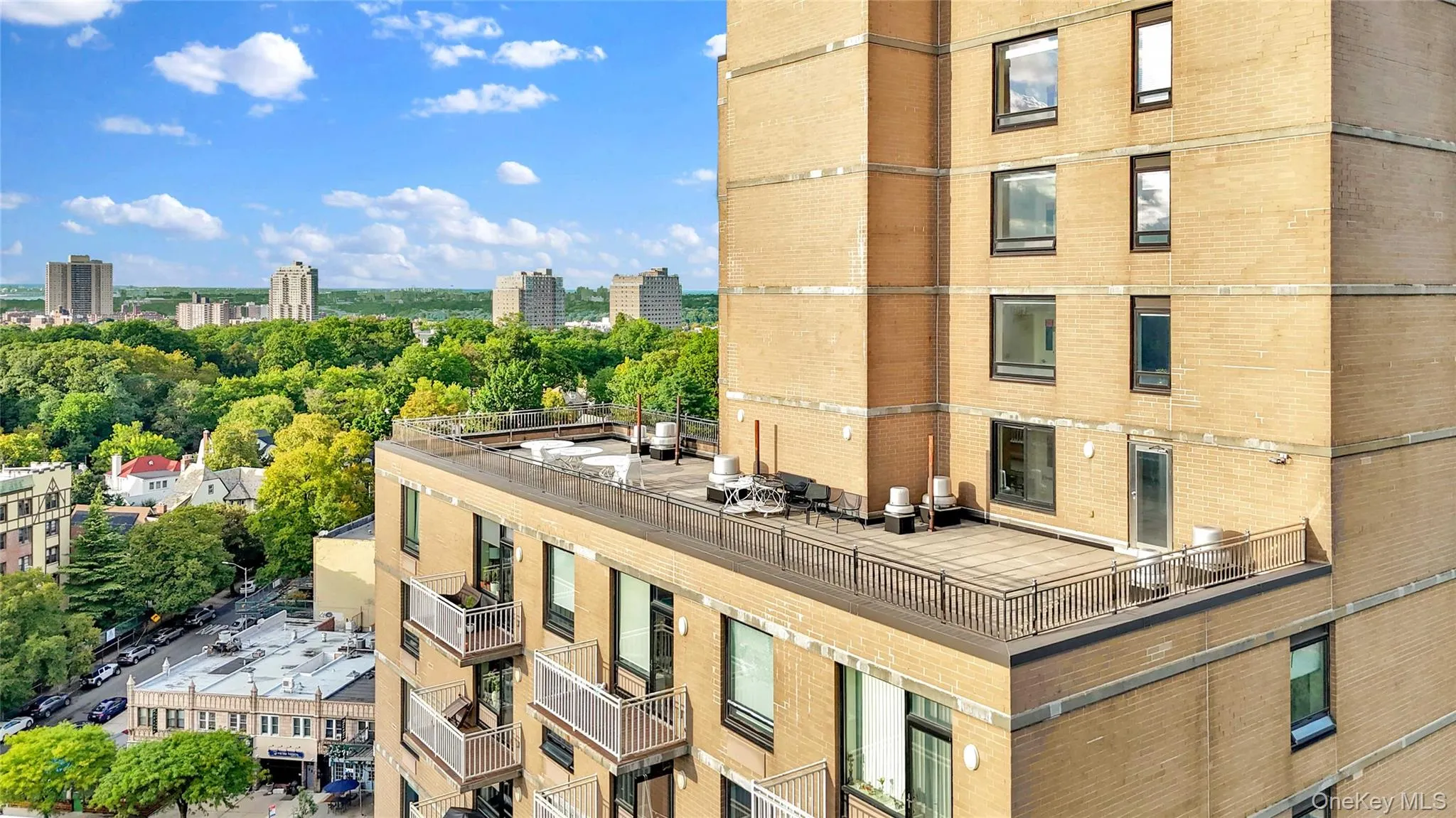 11624 Grosvenor Lane, New York, NY, 2 Bedrooms Bedrooms, 6 Rooms Rooms,2 BathroomsBathrooms,Residential,For Rent,Grosvenor,0,1050635 11624 Grosvenor Lane, New York, NY, 2 Bedrooms Bedrooms, 6 Rooms Rooms,2 BathroomsBathrooms,Residential,For Rent,Grosvenor,0,1050635