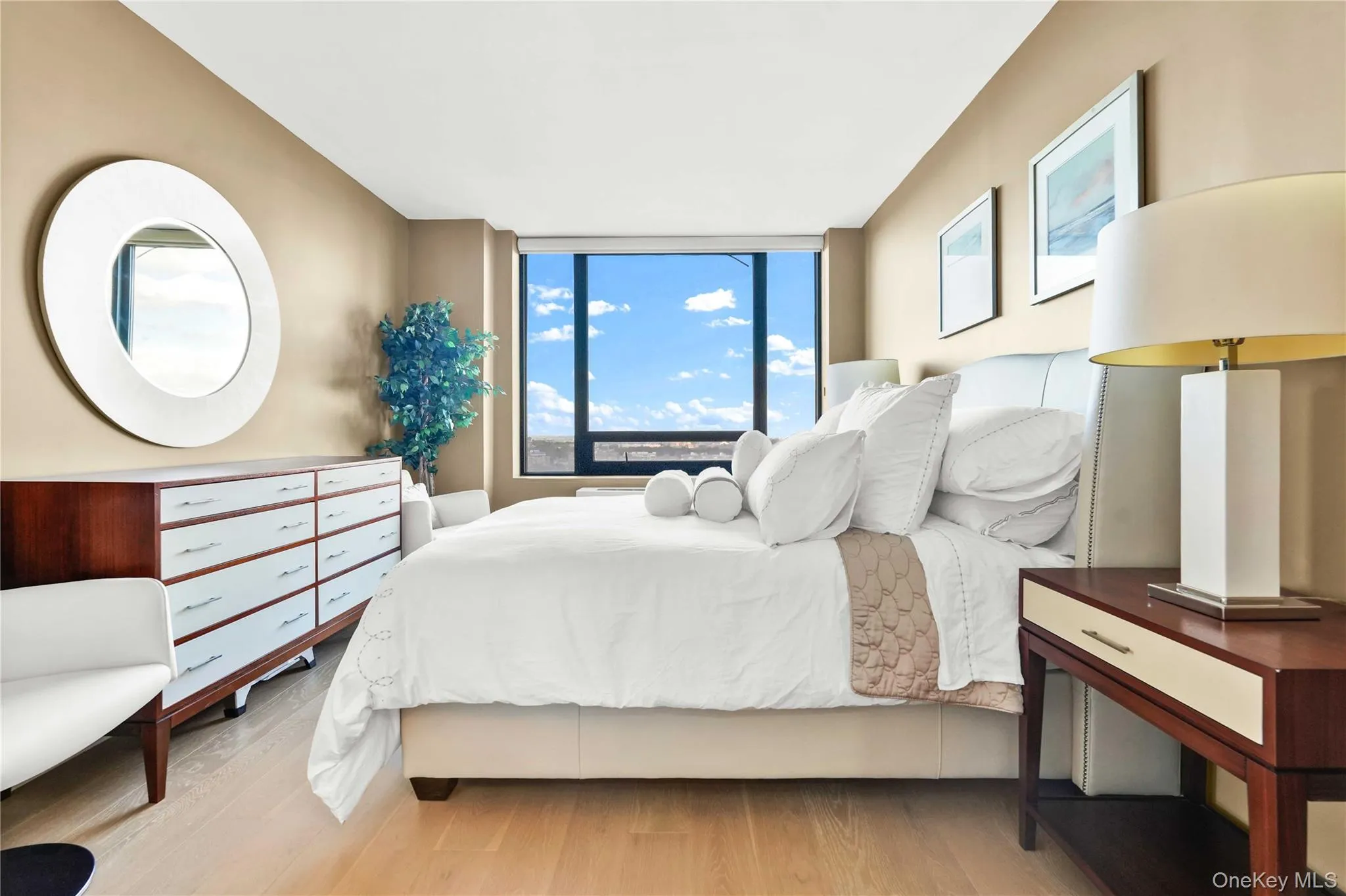 11624 Grosvenor Lane, New York, NY, 2 Bedrooms Bedrooms, 6 Rooms Rooms,2 BathroomsBathrooms,Residential,For Rent,Grosvenor,0,1050635 11624 Grosvenor Lane, New York, NY, 2 Bedrooms Bedrooms, 6 Rooms Rooms,2 BathroomsBathrooms,Residential,For Rent,Grosvenor,0,1050635