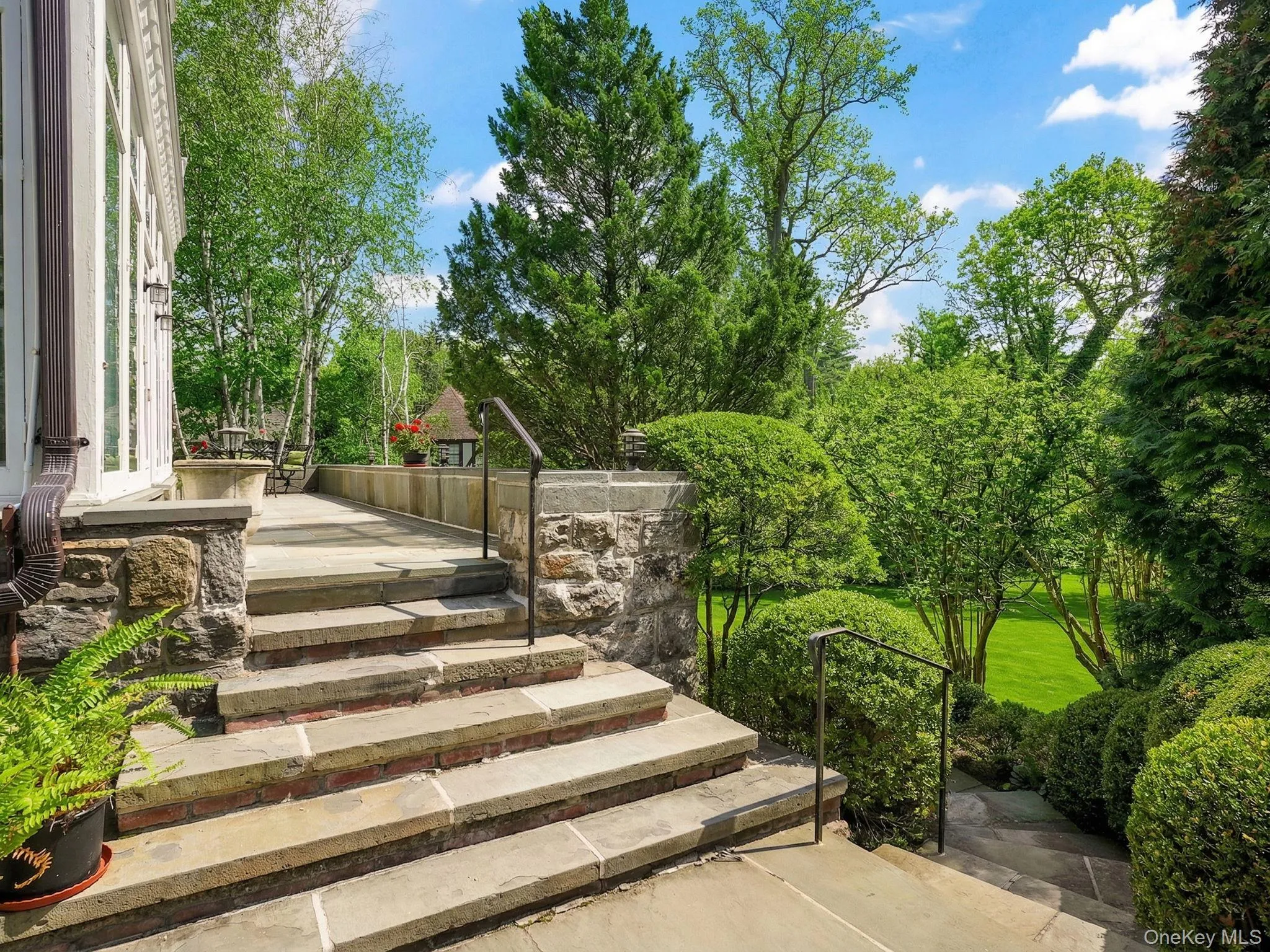 15 Hemlock Road, Eastchester, NY, 6 Bedrooms Bedrooms, 15 Rooms Rooms,4 BathroomsBathrooms,Residential,For Rent,Hemlock,0,1050636 15 Hemlock Road, Eastchester, NY, 6 Bedrooms Bedrooms, 15 Rooms Rooms,4 BathroomsBathrooms,Residential,For Rent,Hemlock,0,1050636