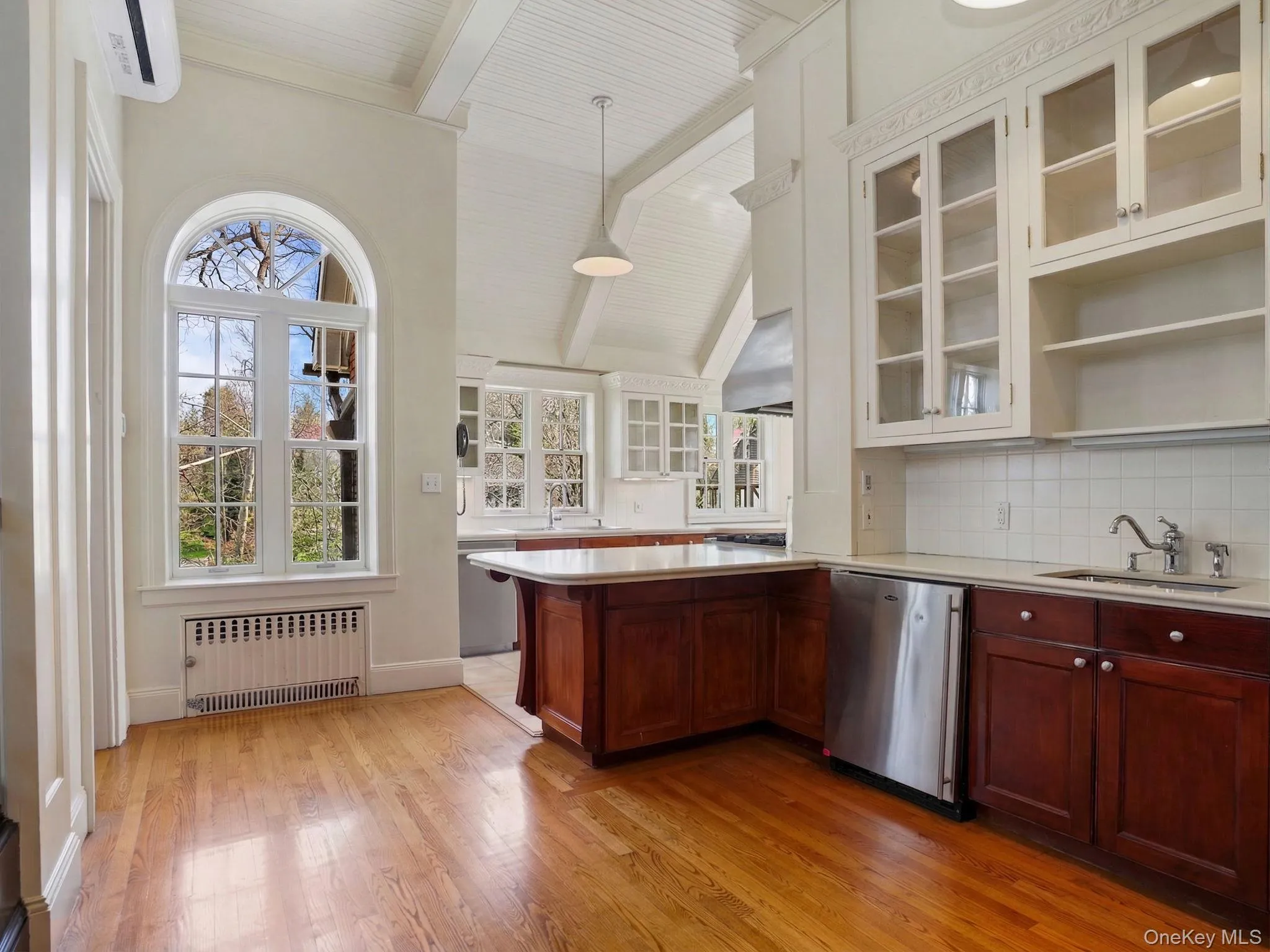 15 Hemlock Road, Eastchester, NY, 6 Bedrooms Bedrooms, 15 Rooms Rooms,4 BathroomsBathrooms,Residential,For Rent,Hemlock,0,1050636 15 Hemlock Road, Eastchester, NY, 6 Bedrooms Bedrooms, 15 Rooms Rooms,4 BathroomsBathrooms,Residential,For Rent,Hemlock,0,1050636