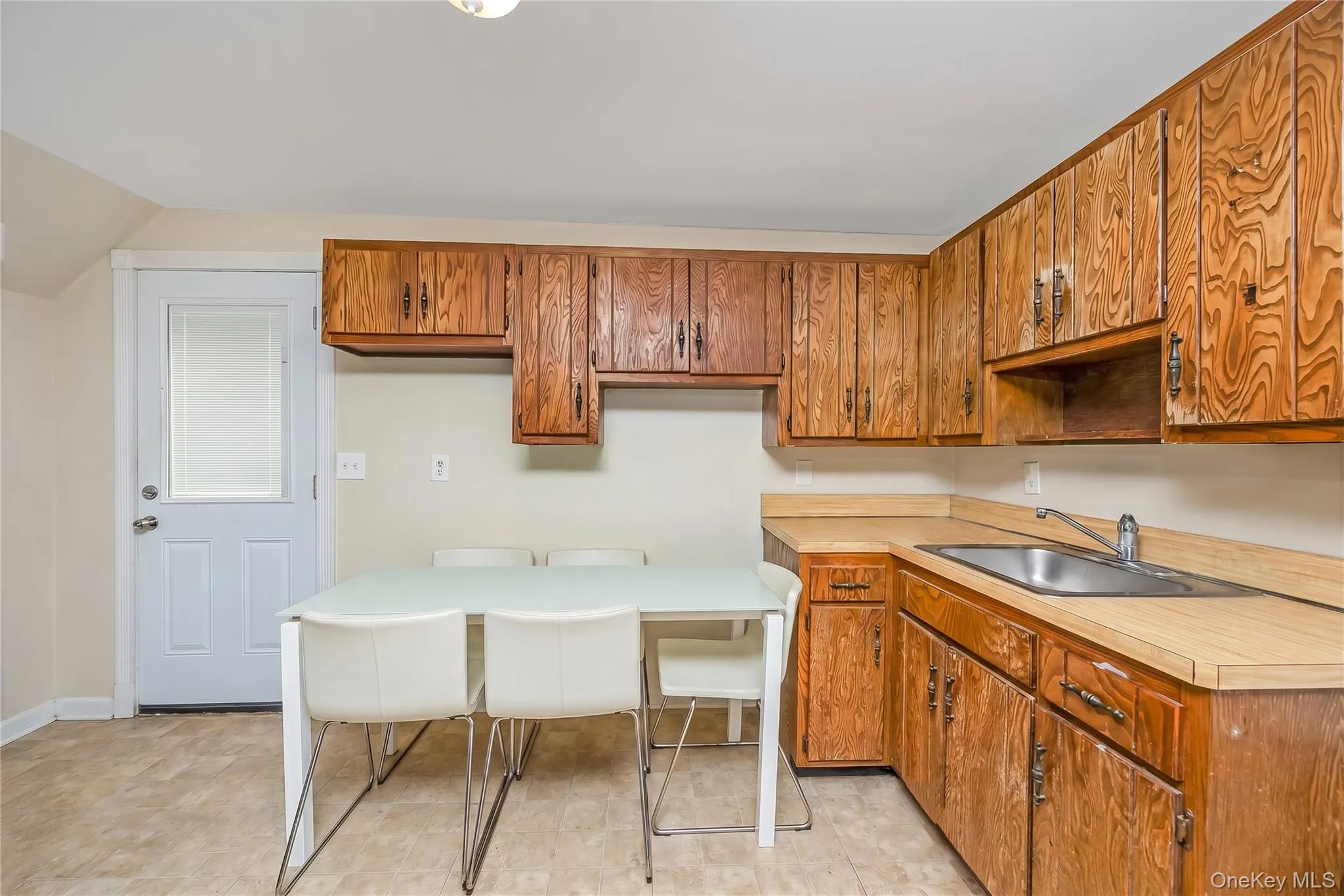 57 Cedar Avenue, Babylon, NY, 3 Bedrooms Bedrooms, 7 Rooms Rooms,2 BathroomsBathrooms,Residential,For Rent,Cedar,0,1050640 57 Cedar Avenue, Babylon, NY, 3 Bedrooms Bedrooms, 7 Rooms Rooms,2 BathroomsBathrooms,Residential,For Rent,Cedar,0,1050640