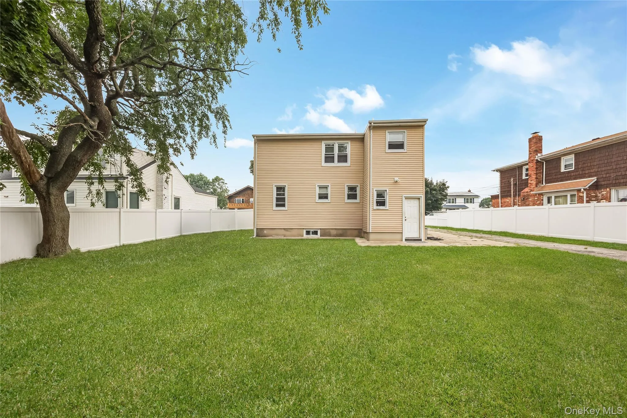 57 Cedar Avenue, Babylon, NY, 3 Bedrooms Bedrooms, 7 Rooms Rooms,2 BathroomsBathrooms,Residential,For Rent,Cedar,0,1050640 57 Cedar Avenue, Babylon, NY, 3 Bedrooms Bedrooms, 7 Rooms Rooms,2 BathroomsBathrooms,Residential,For Rent,Cedar,0,1050640