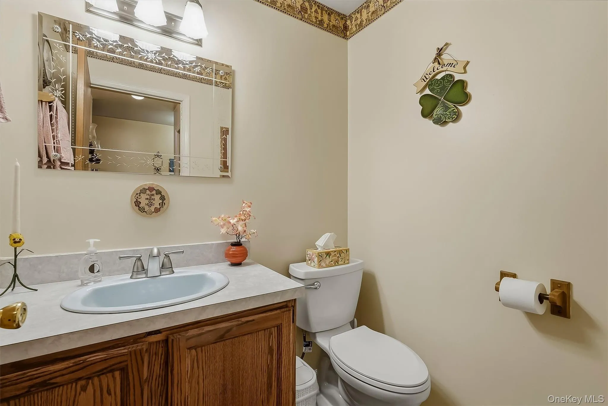 17 Pemart Avenue, Peekskill, NY, 3 Bedrooms Bedrooms, 5 Rooms Rooms,1 BathroomBathrooms,Residential,For Rent,Pemart,0,1050642 17 Pemart Avenue, Peekskill, NY, 3 Bedrooms Bedrooms, 5 Rooms Rooms,1 BathroomBathrooms,Residential,For Rent,Pemart,0,1050642