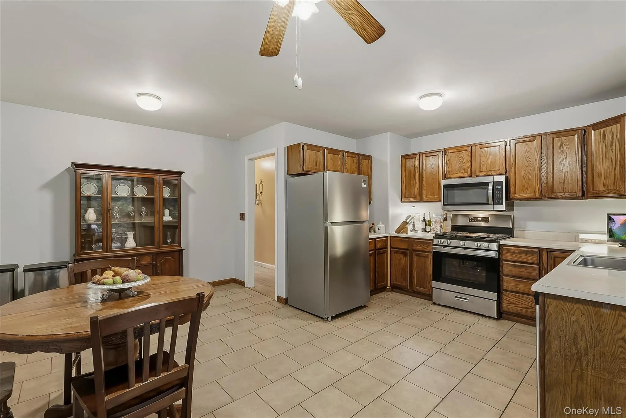 17 Pemart Avenue, Peekskill, NY, 3 Bedrooms Bedrooms, 5 Rooms Rooms,1 BathroomBathrooms,Residential,For Rent,Pemart,0,1050642 17 Pemart Avenue, Peekskill, NY, 3 Bedrooms Bedrooms, 5 Rooms Rooms,1 BathroomBathrooms,Residential,For Rent,Pemart,0,1050642
