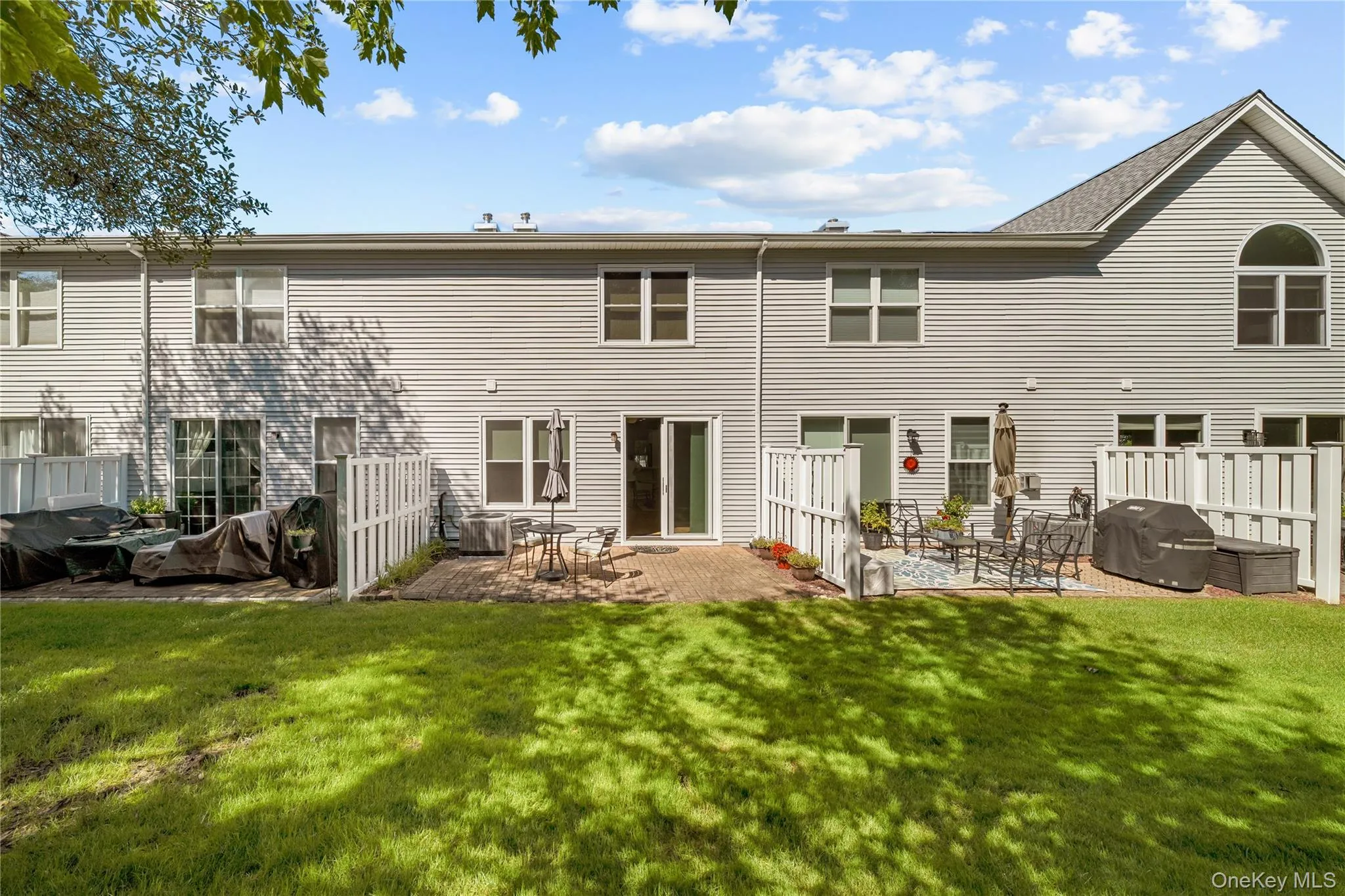 203 Windward Court, Brookhaven, NY, 3 Bedrooms Bedrooms, 6 Rooms Rooms,2 BathroomsBathrooms,Residential,For Rent,Windward,0,1050644 203 Windward Court, Brookhaven, NY, 3 Bedrooms Bedrooms, 6 Rooms Rooms,2 BathroomsBathrooms,Residential,For Rent,Windward,0,1050644
