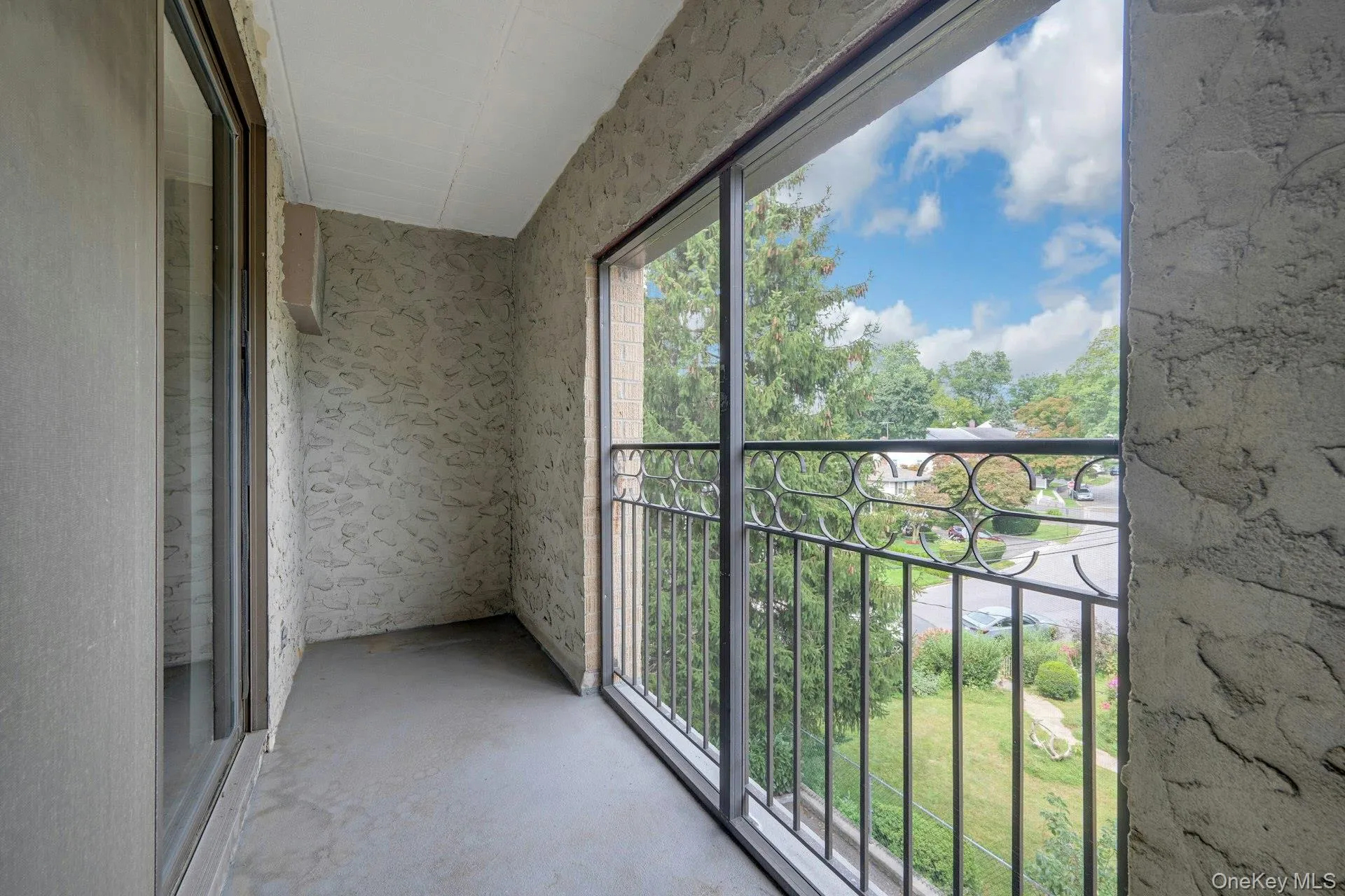 2 Park Avenue, Eastchester, NY, 1 Bedroom Bedrooms, 4 Room Rooms,1 BathroomBathrooms,Residential Lease,For Rent,Park,0,1050645 2 Park Avenue, Eastchester, NY, 1 Bedroom Bedrooms, 4 Room Rooms,1 BathroomBathrooms,Residential Lease,For Rent,Park,0,1050645