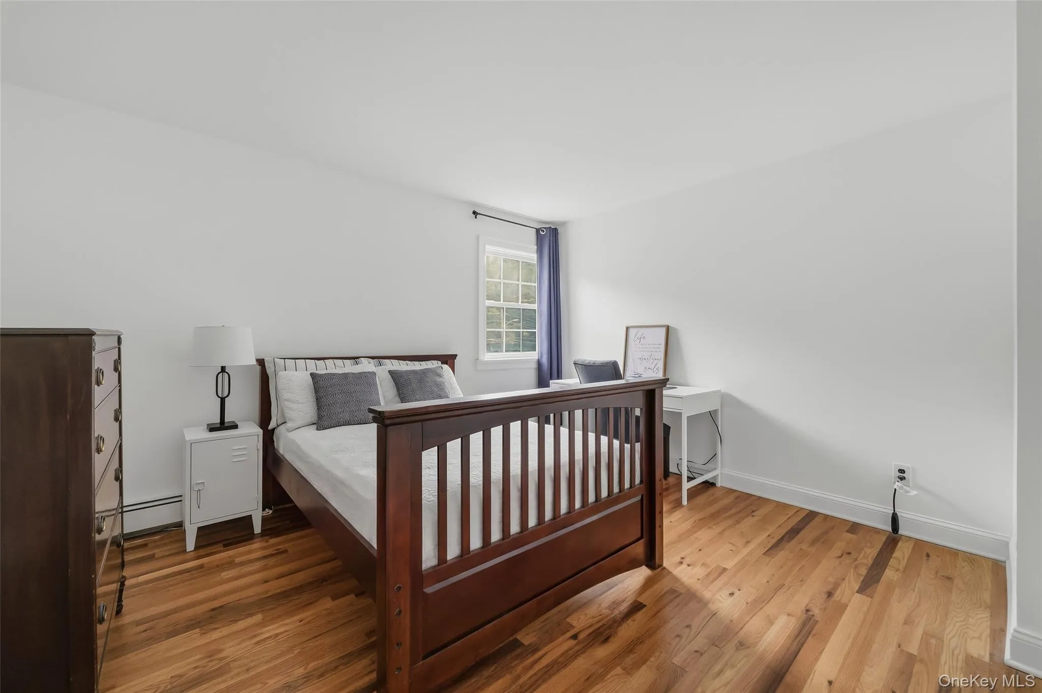 Another bright bedroom Another bright bedroom