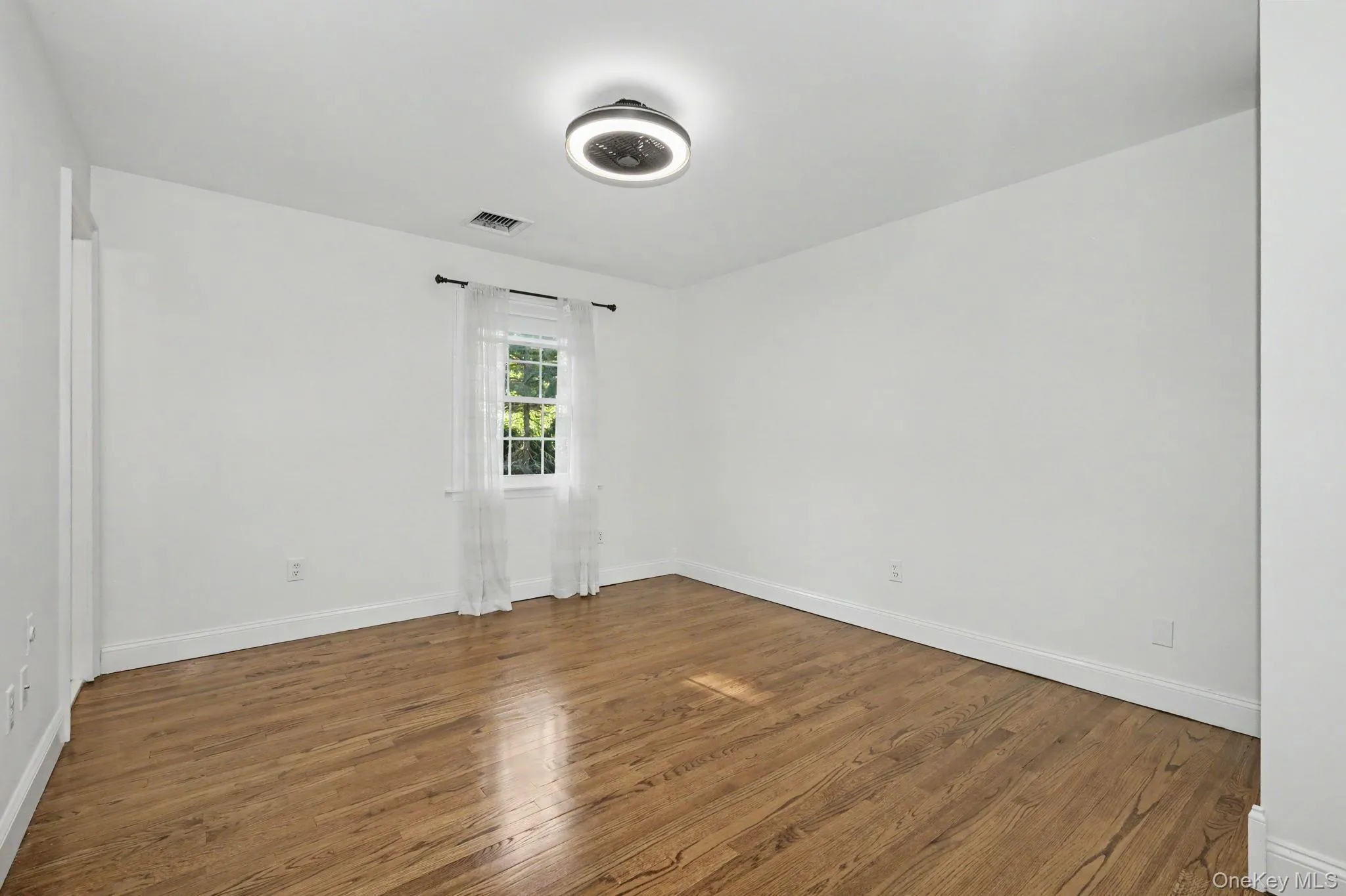76 Eleanor Drive, Carmel, NY, 4 Bedrooms Bedrooms, 13 Rooms Rooms,4 BathroomsBathrooms,Residential,For Rent,Eleanor,0,1050649 76 Eleanor Drive, Carmel, NY, 4 Bedrooms Bedrooms, 13 Rooms Rooms,4 BathroomsBathrooms,Residential,For Rent,Eleanor,0,1050649