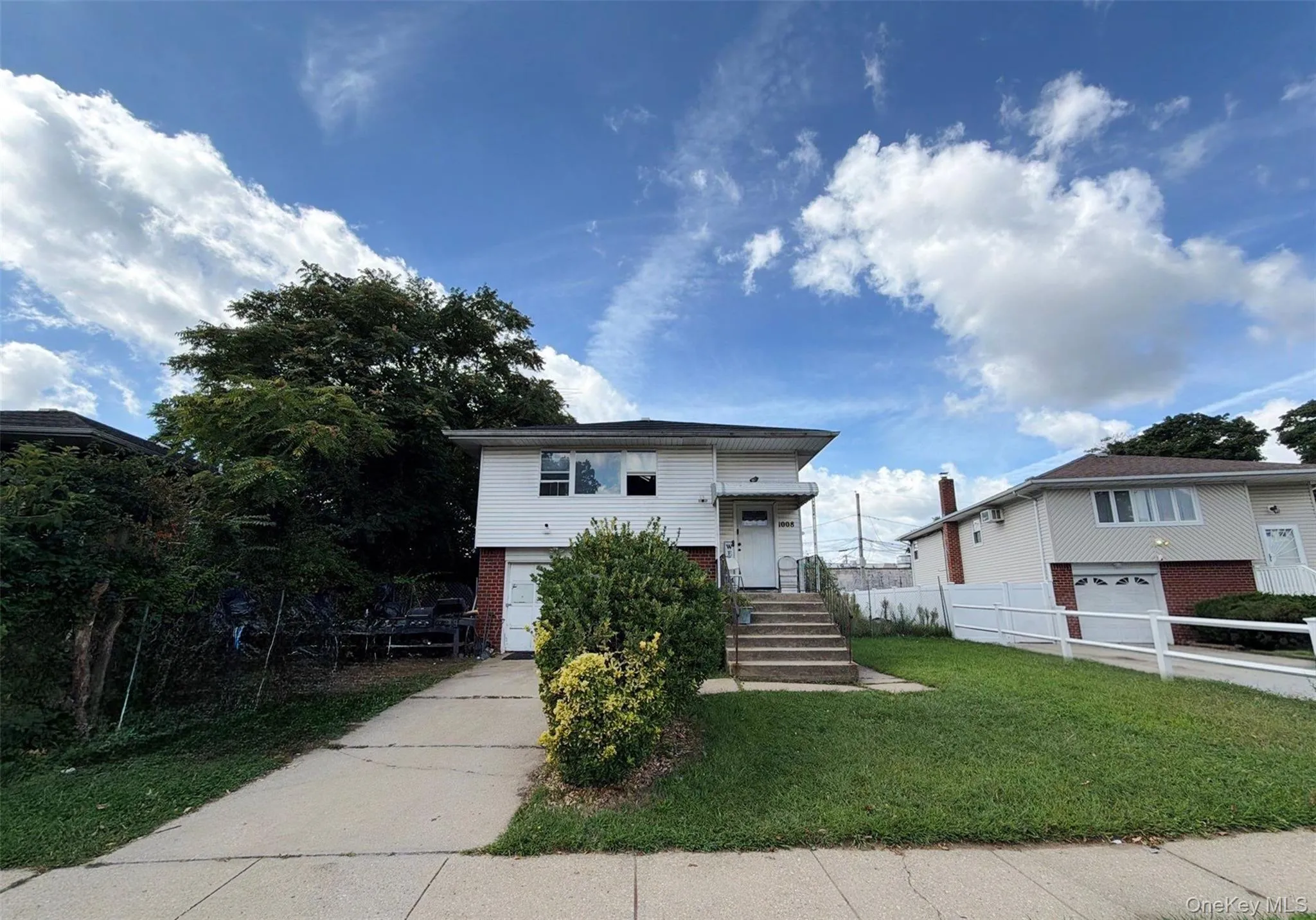 1008 Ditmas Avenue, Hempstead, NY, 4 Bedrooms Bedrooms, 7 Rooms Rooms,2 BathroomsBathrooms,Residential,For Rent,Ditmas,0,1050653 1008 Ditmas Avenue, Hempstead, NY, 4 Bedrooms Bedrooms, 7 Rooms Rooms,2 BathroomsBathrooms,Residential,For Rent,Ditmas,0,1050653