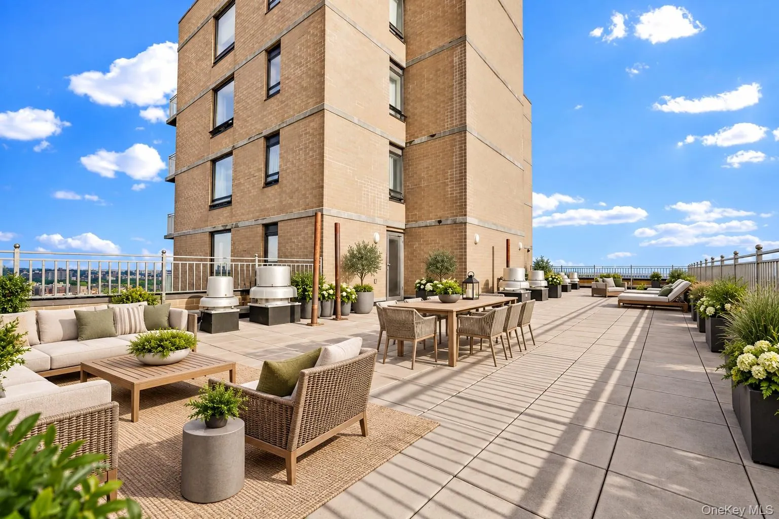 11624 Grosvenor Lane, New York, NY, 1 Bedroom Bedrooms, 4 Rooms Rooms,1 BathroomBathrooms,Residential,For Rent,Grosvenor,0,1050655 11624 Grosvenor Lane, New York, NY, 1 Bedroom Bedrooms, 4 Rooms Rooms,1 BathroomBathrooms,Residential,For Rent,Grosvenor,0,1050655