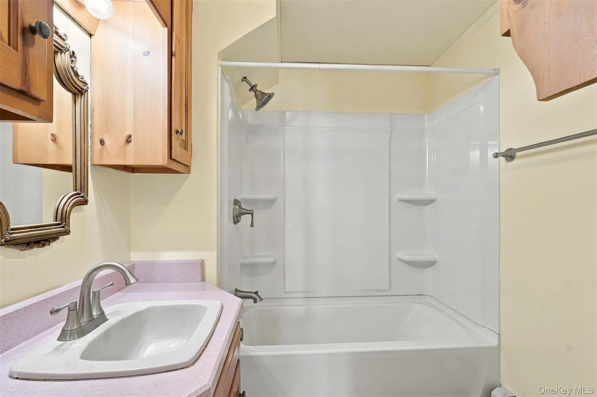 22 Bridge Street, Shawangunk, NY, 5 Bedrooms Bedrooms, 13 Rooms Rooms,3 BathroomsBathrooms,Residential,For Rent,Bridge,0,1050657 22 Bridge Street, Shawangunk, NY, 5 Bedrooms Bedrooms, 13 Rooms Rooms,3 BathroomsBathrooms,Residential,For Rent,Bridge,0,1050657