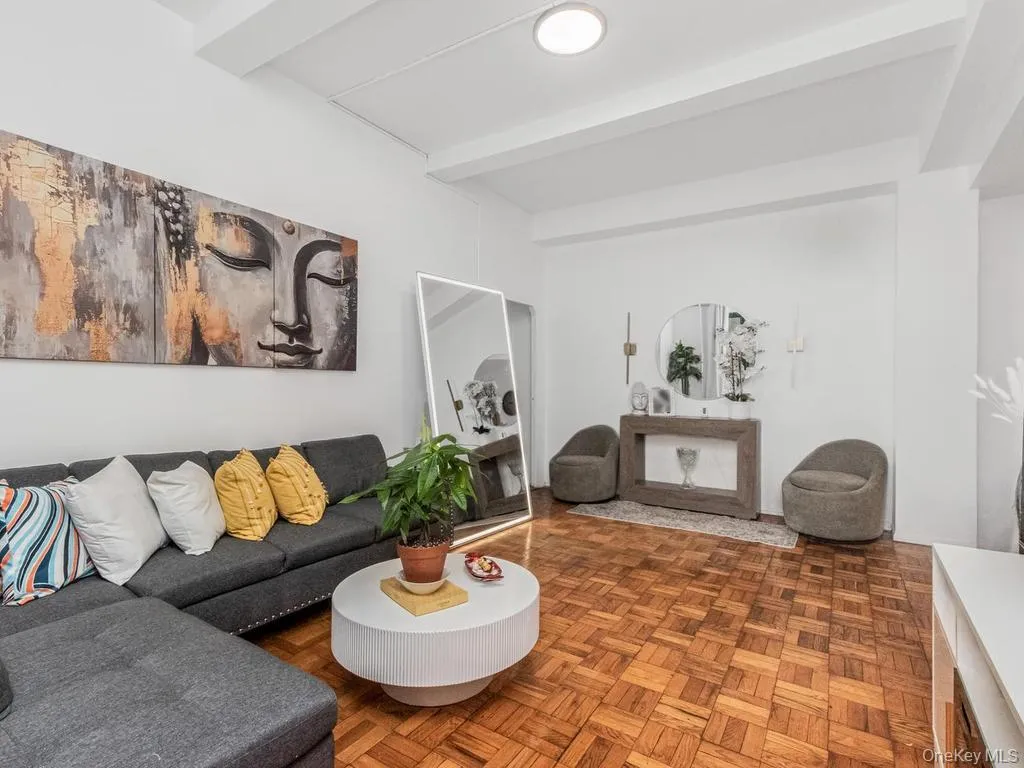1554 Unionport Road, New York, NY, 2 Bedrooms Bedrooms, 4 Rooms Rooms,1 BathroomBathrooms,Residential,For Rent,Unionport,0,1050660 1554 Unionport Road, New York, NY, 2 Bedrooms Bedrooms, 4 Rooms Rooms,1 BathroomBathrooms,Residential,For Rent,Unionport,0,1050660