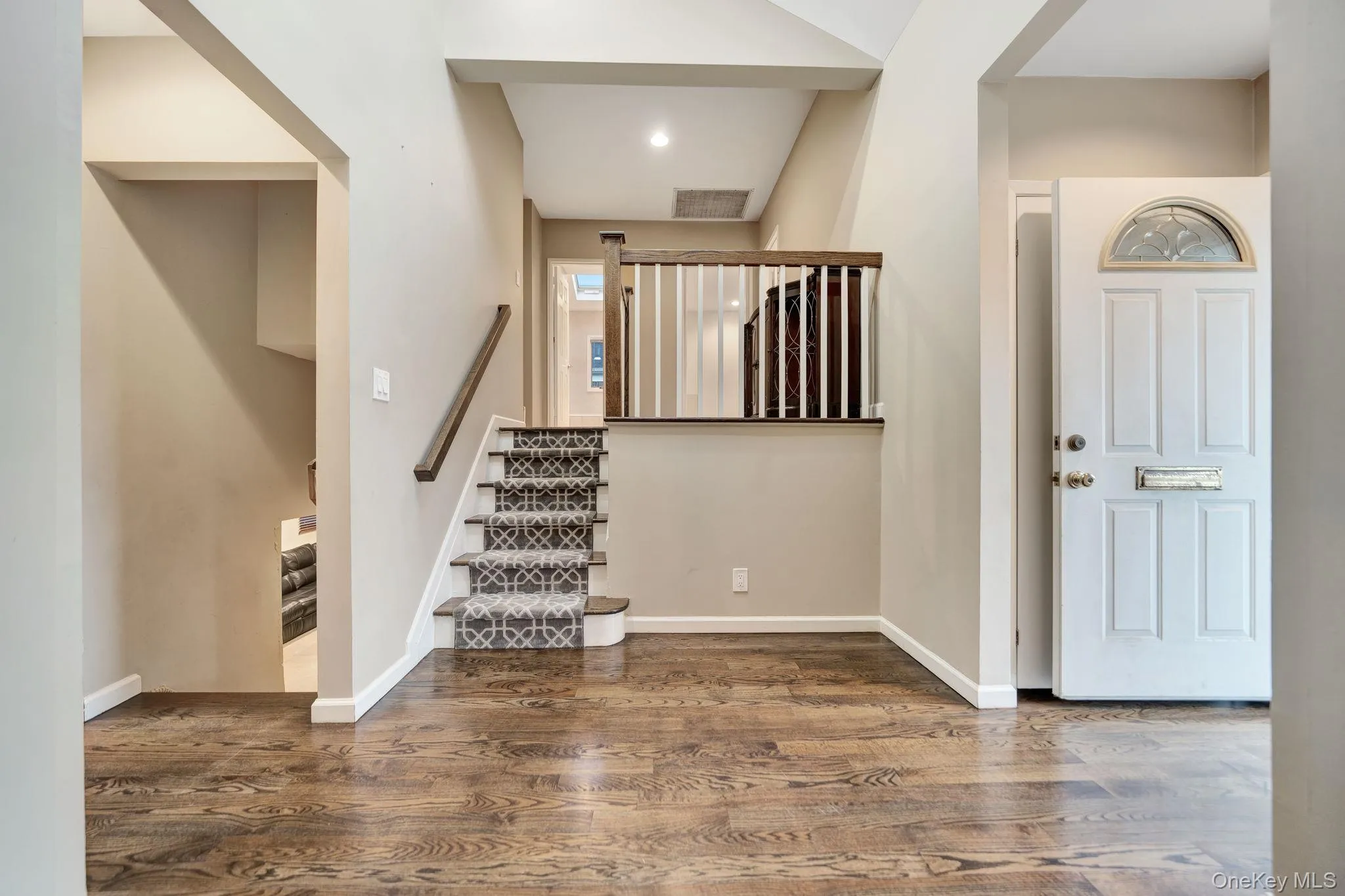 1499 Eric Lane, Hempstead, NY, 3 Bedrooms Bedrooms, 7 Rooms Rooms,2 BathroomsBathrooms,Residential,For Rent,Eric,0,1050662 1499 Eric Lane, Hempstead, NY, 3 Bedrooms Bedrooms, 7 Rooms Rooms,2 BathroomsBathrooms,Residential,For Rent,Eric,0,1050662