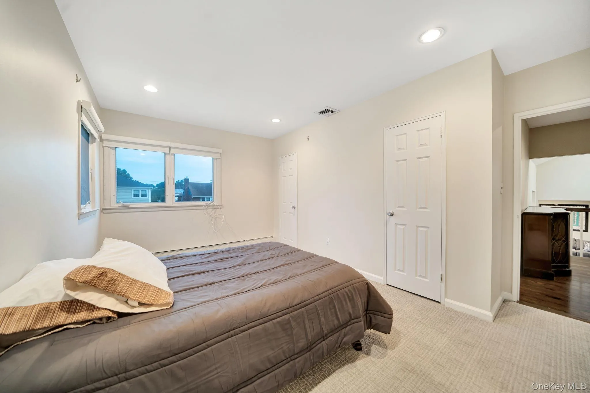 1499 Eric Lane, Hempstead, NY, 3 Bedrooms Bedrooms, 7 Rooms Rooms,2 BathroomsBathrooms,Residential,For Rent,Eric,0,1050662 1499 Eric Lane, Hempstead, NY, 3 Bedrooms Bedrooms, 7 Rooms Rooms,2 BathroomsBathrooms,Residential,For Rent,Eric,0,1050662