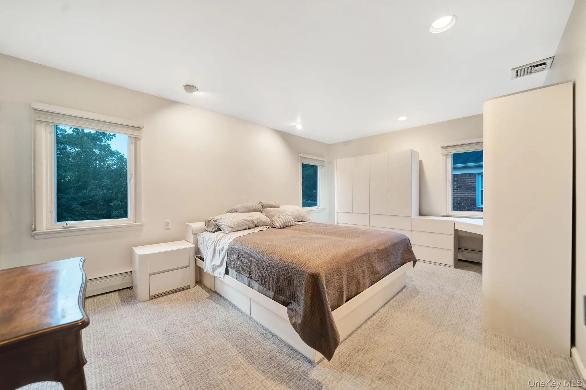 1499 Eric Lane, Hempstead, NY, 3 Bedrooms Bedrooms, 7 Rooms Rooms,2 BathroomsBathrooms,Residential,For Rent,Eric,0,1050662 1499 Eric Lane, Hempstead, NY, 3 Bedrooms Bedrooms, 7 Rooms Rooms,2 BathroomsBathrooms,Residential,For Rent,Eric,0,1050662
