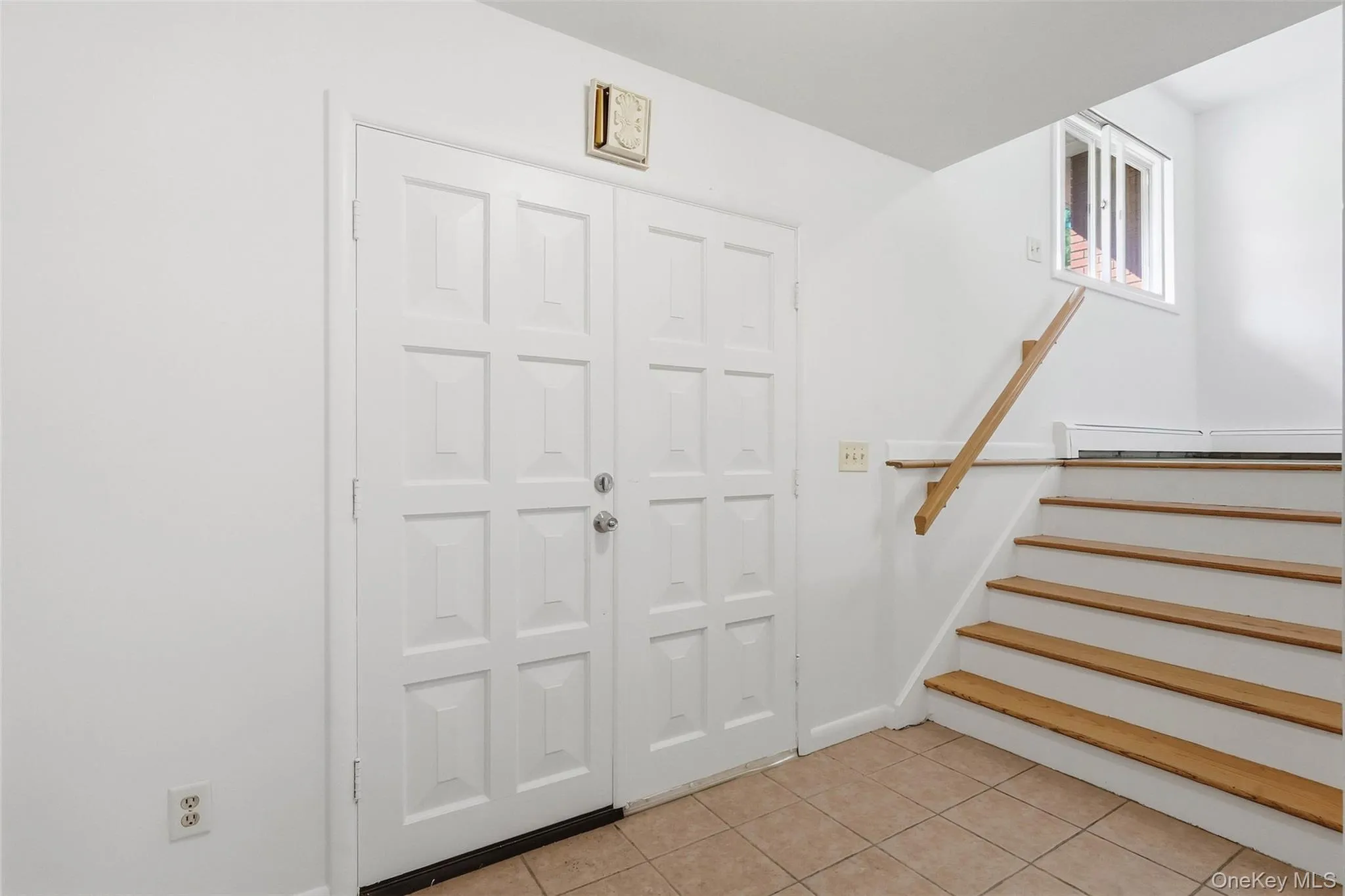 19 Miron Drive, Poughkeepsie (town), NY, 4 Bedrooms Bedrooms, 9 Rooms Rooms,2 BathroomsBathrooms,Residential,For Rent,Miron,0,1050663 19 Miron Drive, Poughkeepsie (town), NY, 4 Bedrooms Bedrooms, 9 Rooms Rooms,2 BathroomsBathrooms,Residential,For Rent,Miron,0,1050663