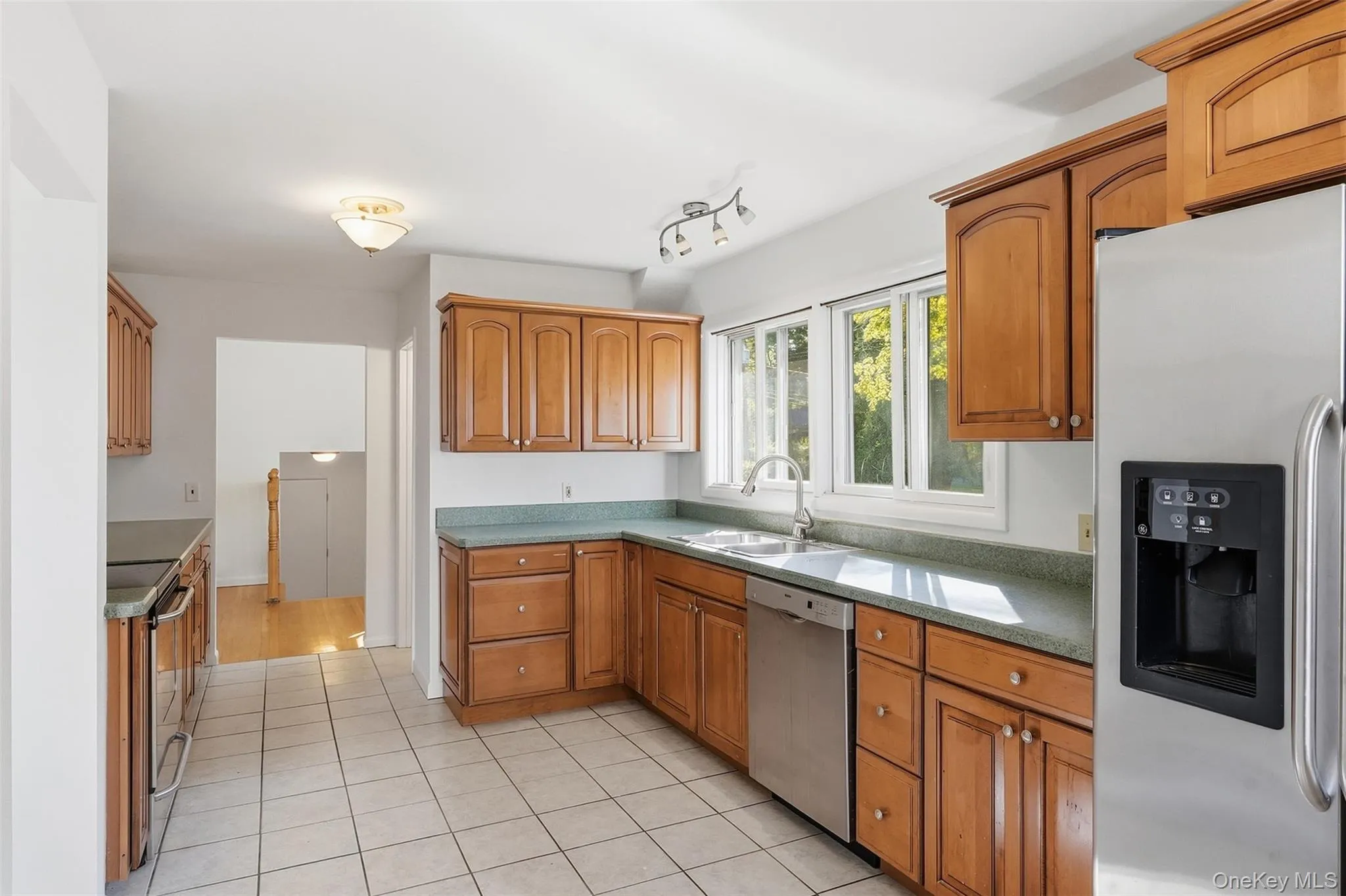 19 Miron Drive, Poughkeepsie (town), NY, 4 Bedrooms Bedrooms, 9 Rooms Rooms,2 BathroomsBathrooms,Residential,For Rent,Miron,0,1050663 19 Miron Drive, Poughkeepsie (town), NY, 4 Bedrooms Bedrooms, 9 Rooms Rooms,2 BathroomsBathrooms,Residential,For Rent,Miron,0,1050663