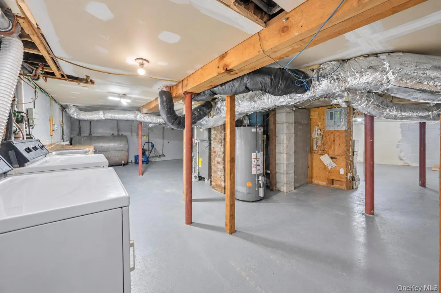 108 Hempstead Avenue, Hempstead, NY, 6 Bedrooms Bedrooms, 12 Rooms Rooms,2 BathroomsBathrooms,Residential Lease,For Rent,Hempstead,0,1050664 108 Hempstead Avenue, Hempstead, NY, 6 Bedrooms Bedrooms, 12 Rooms Rooms,2 BathroomsBathrooms,Residential Lease,For Rent,Hempstead,0,1050664