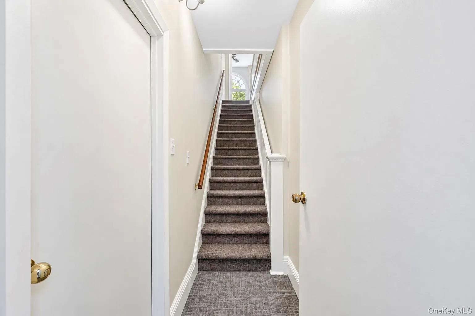 108 Hempstead Avenue, Hempstead, NY, 6 Bedrooms Bedrooms, 12 Rooms Rooms,2 BathroomsBathrooms,Residential Lease,For Rent,Hempstead,0,1050664 108 Hempstead Avenue, Hempstead, NY, 6 Bedrooms Bedrooms, 12 Rooms Rooms,2 BathroomsBathrooms,Residential Lease,For Rent,Hempstead,0,1050664