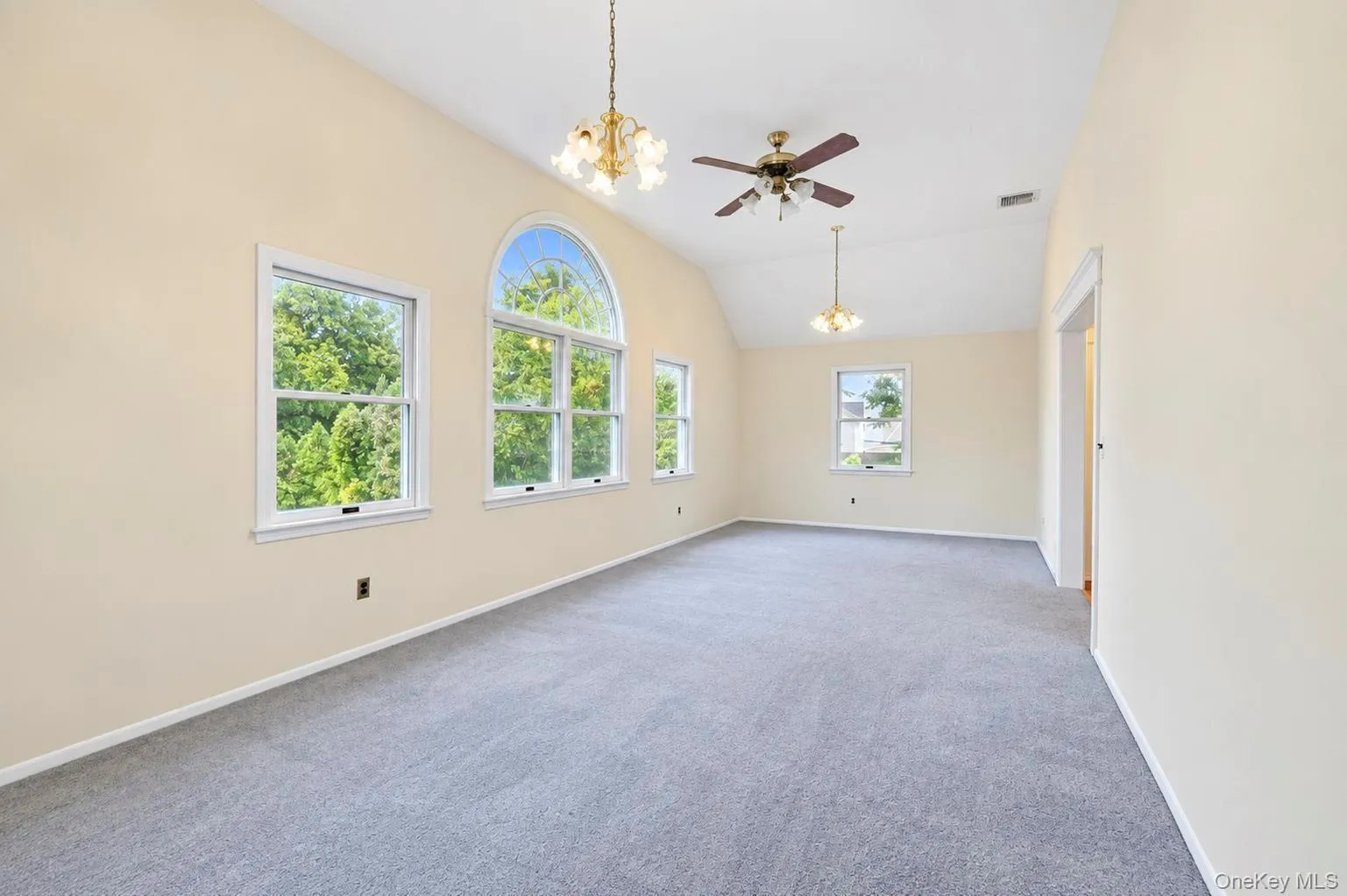 108 Hempstead Avenue, Hempstead, NY, 6 Bedrooms Bedrooms, 12 Rooms Rooms,2 BathroomsBathrooms,Residential Lease,For Rent,Hempstead,0,1050664 108 Hempstead Avenue, Hempstead, NY, 6 Bedrooms Bedrooms, 12 Rooms Rooms,2 BathroomsBathrooms,Residential Lease,For Rent,Hempstead,0,1050664