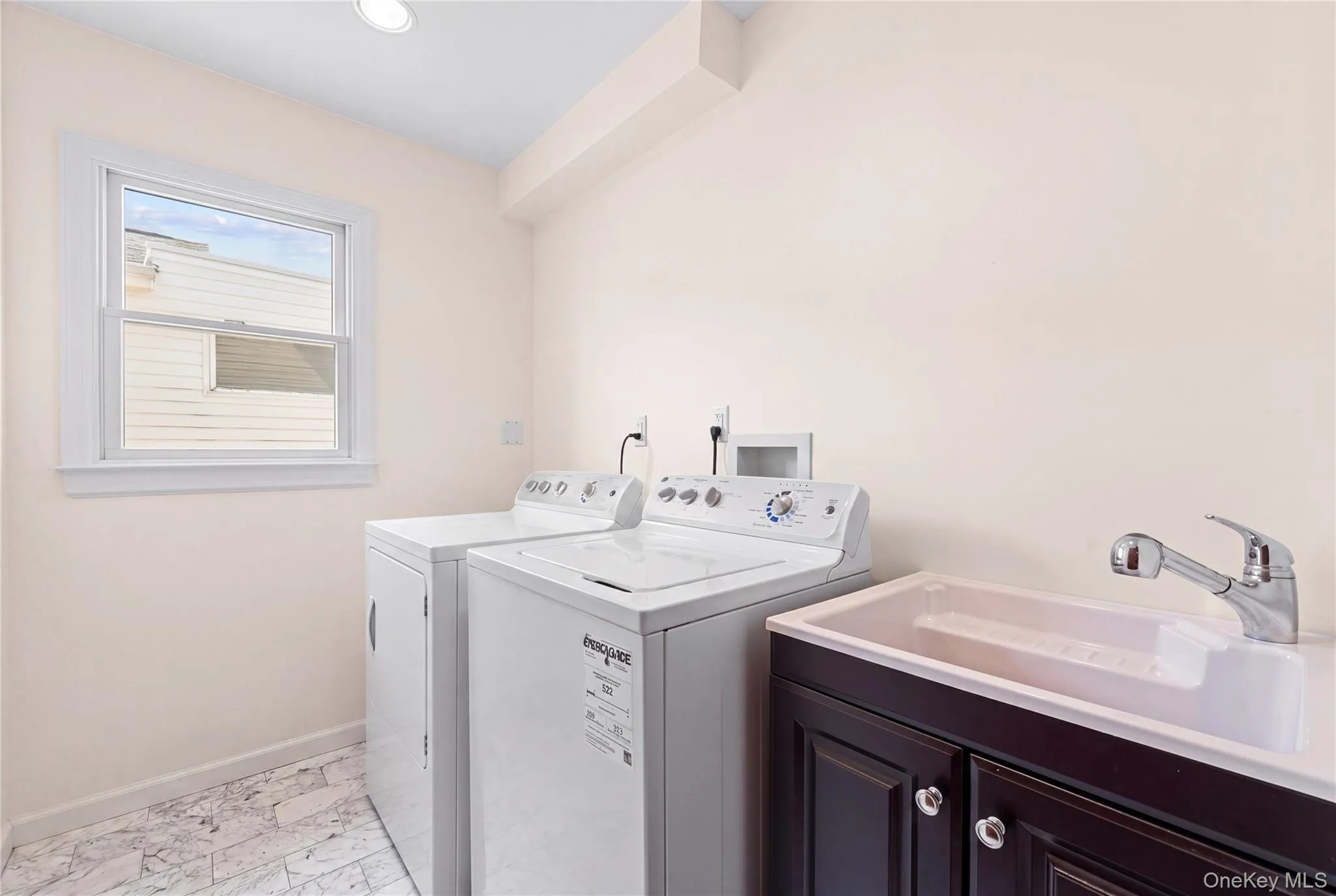 81 Wilson Avenue, Babylon, NY, 4 Bedrooms Bedrooms, 10 Rooms Rooms,2 BathroomsBathrooms,Residential,For Rent,Wilson,0,1050666 81 Wilson Avenue, Babylon, NY, 4 Bedrooms Bedrooms, 10 Rooms Rooms,2 BathroomsBathrooms,Residential,For Rent,Wilson,0,1050666