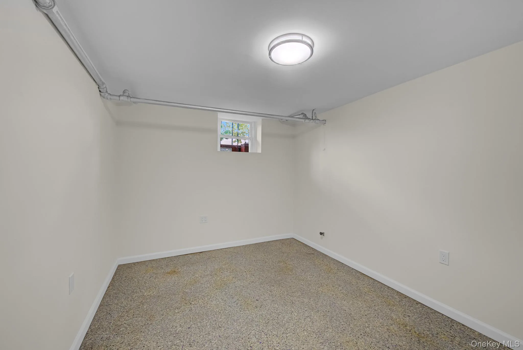 112 45th Street, New York, NY, 2 Bedrooms Bedrooms, 4 Rooms Rooms,1 BathroomBathrooms,Residential,For Rent,45th,0,1050667 112 45th Street, New York, NY, 2 Bedrooms Bedrooms, 4 Rooms Rooms,1 BathroomBathrooms,Residential,For Rent,45th,0,1050667