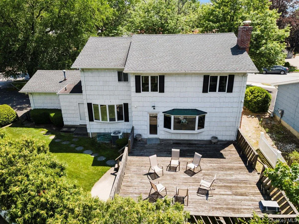 15 Sherwood Lane, Hempstead, NY, 5 Bedroom Bedrooms, 12 Room Rooms,3 BathroomBathrooms,Residential Lease,For Rent,Sherwood,0,1050670 15 Sherwood Lane, Hempstead, NY, 5 Bedroom Bedrooms, 12 Room Rooms,3 BathroomBathrooms,Residential Lease,For Rent,Sherwood,0,1050670