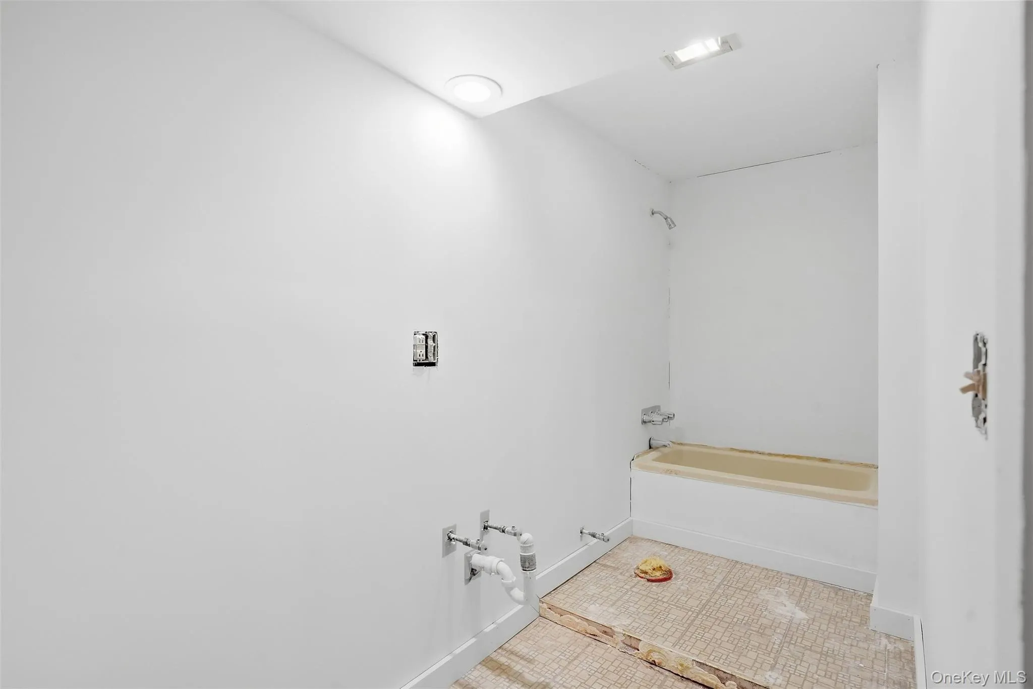 175 Nevis Road, Clermont, NY, 2 Bedrooms Bedrooms, 6 Rooms Rooms,2 BathroomsBathrooms,Residential,For Rent,Nevis,0,1050674 175 Nevis Road, Clermont, NY, 2 Bedrooms Bedrooms, 6 Rooms Rooms,2 BathroomsBathrooms,Residential,For Rent,Nevis,0,1050674