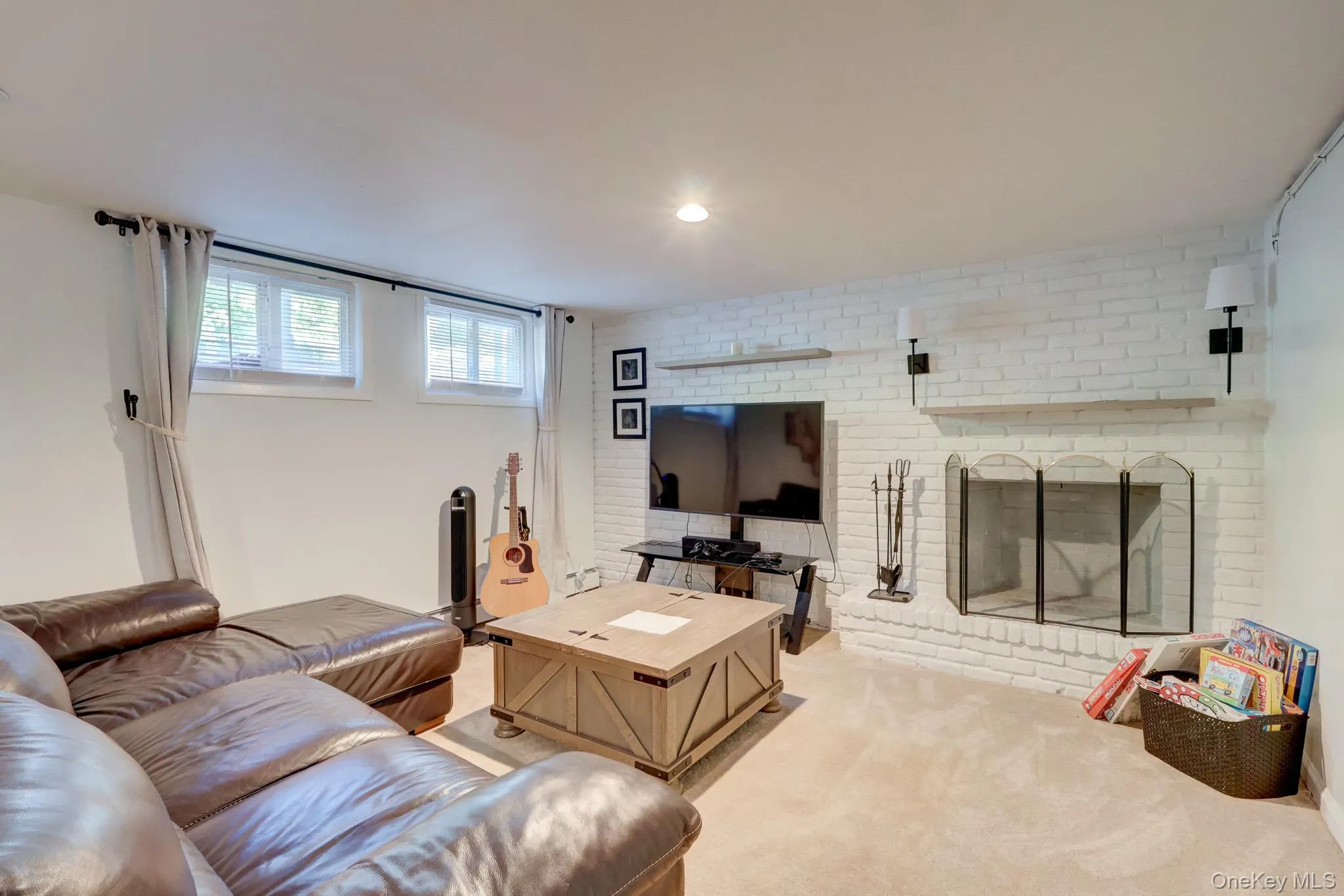 24 Jerome Drive, Oyster Bay, NY, 5 Bedrooms Bedrooms, 9 Rooms Rooms,3 BathroomsBathrooms,Residential Lease,For Rent,Jerome,0,1050677 24 Jerome Drive, Oyster Bay, NY, 5 Bedrooms Bedrooms, 9 Rooms Rooms,3 BathroomsBathrooms,Residential Lease,For Rent,Jerome,0,1050677