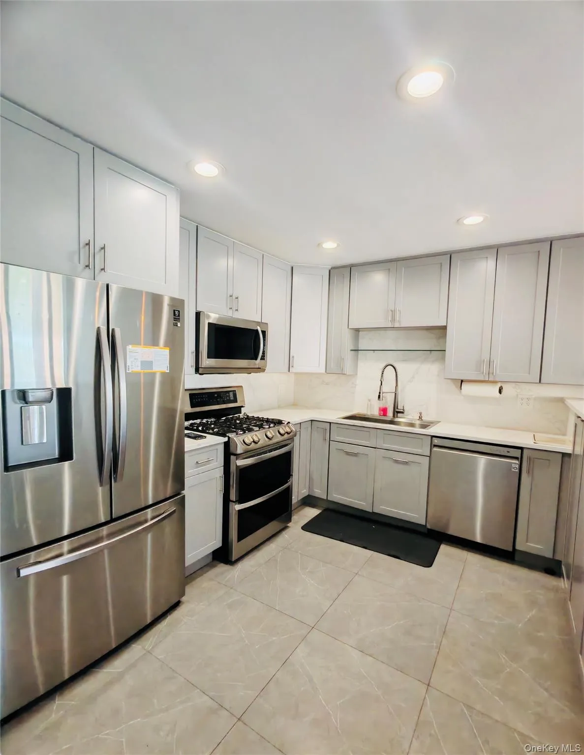 1088 73rd Street, New York, NY, 2 Bedrooms Bedrooms, 4 Rooms Rooms,2 BathroomsBathrooms,Residential,For Rent,73rd,0,1050683 1088 73rd Street, New York, NY, 2 Bedrooms Bedrooms, 4 Rooms Rooms,2 BathroomsBathrooms,Residential,For Rent,73rd,0,1050683