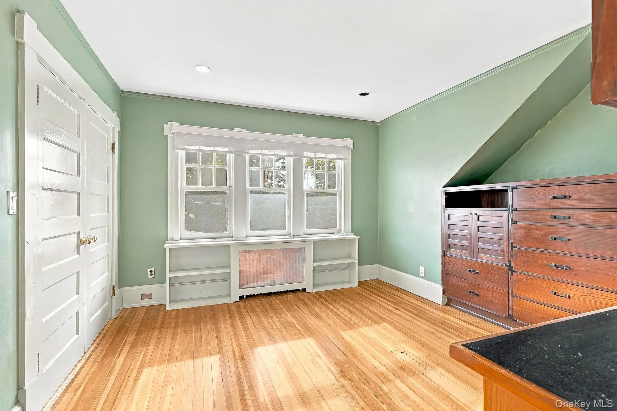 Upstairs bedroom with built-ins Upstairs bedroom with built-ins