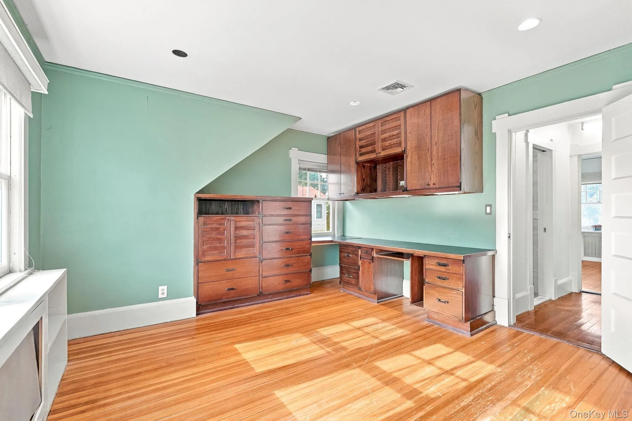 1239 Post Road, Scarsdale, NY, 4 Bedrooms Bedrooms, 9 Rooms Rooms,3 BathroomsBathrooms,Residential,For Rent,Post,0,1050684 1239 Post Road, Scarsdale, NY, 4 Bedrooms Bedrooms, 9 Rooms Rooms,3 BathroomsBathrooms,Residential,For Rent,Post,0,1050684