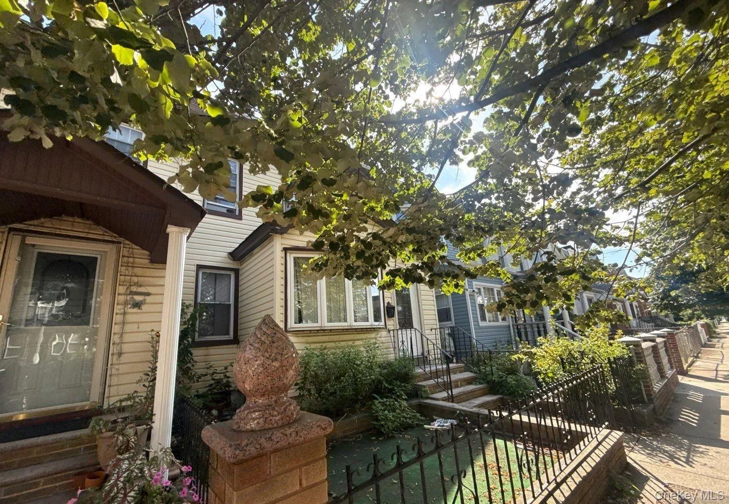 107-27 109th Street, New York, NY, 3 Bedrooms Bedrooms, 6 Rooms Rooms,2 BathroomsBathrooms,Residential,For Rent,109th,0,1050685 107-27 109th Street, New York, NY, 3 Bedrooms Bedrooms, 6 Rooms Rooms,2 BathroomsBathrooms,Residential,For Rent,109th,0,1050685