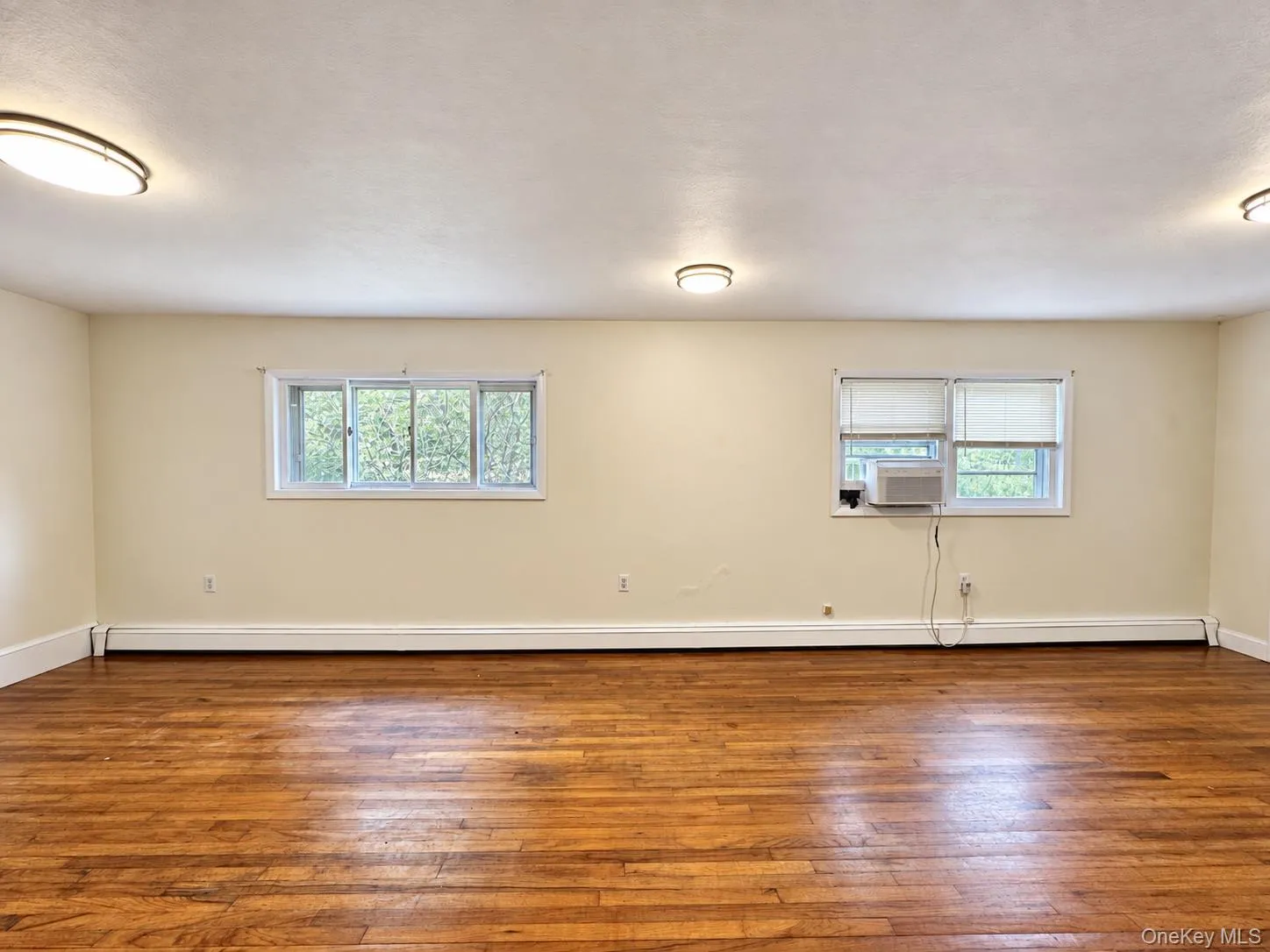 72 Bross Street, Cairo, NY, 3 Bedrooms Bedrooms, 6 Rooms Rooms,1 BathroomBathrooms,Residential,For Rent,Bross,0,1050689 72 Bross Street, Cairo, NY, 3 Bedrooms Bedrooms, 6 Rooms Rooms,1 BathroomBathrooms,Residential,For Rent,Bross,0,1050689