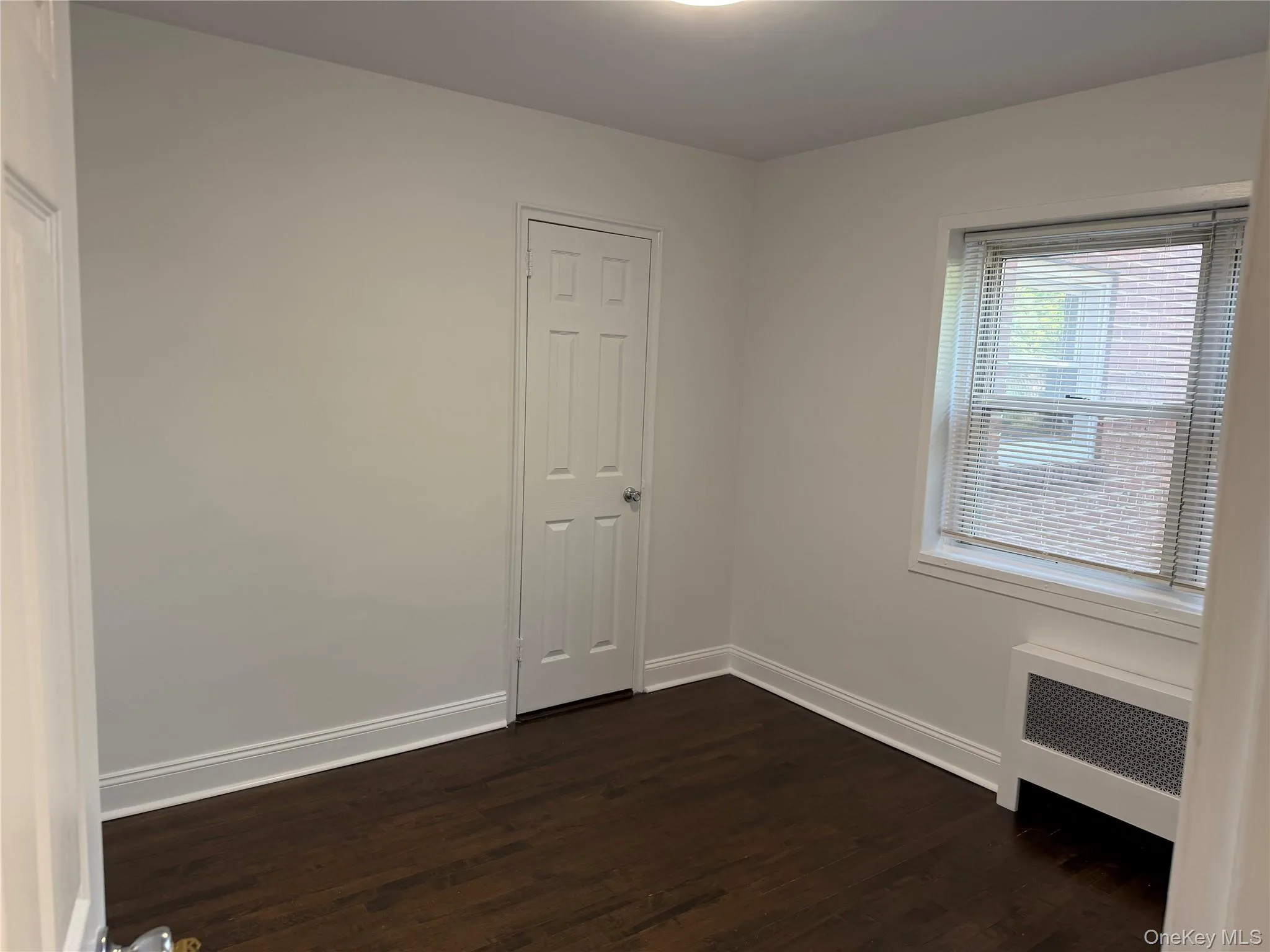 Lovely second bedroom. Freshly painted throughout. Lovely second bedroom. Freshly painted throughout.