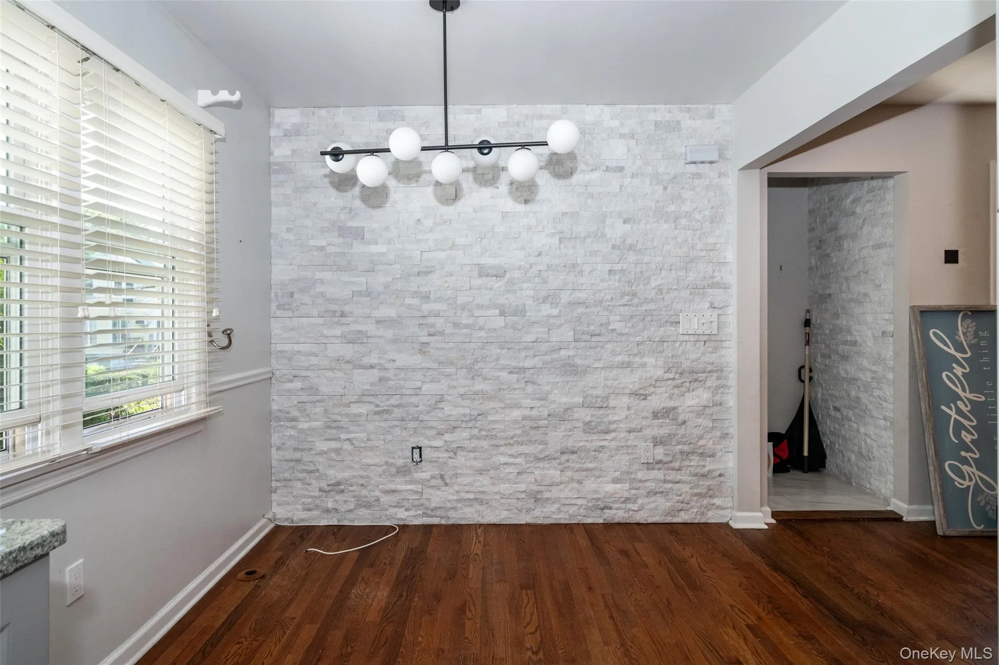 7 Ronalds Avenue, New Rochelle, NY, 4 Bedrooms Bedrooms, 8 Rooms Rooms,3 BathroomsBathrooms,Residential,For Rent,Ronalds,0,1050702 7 Ronalds Avenue, New Rochelle, NY, 4 Bedrooms Bedrooms, 8 Rooms Rooms,3 BathroomsBathrooms,Residential,For Rent,Ronalds,0,1050702