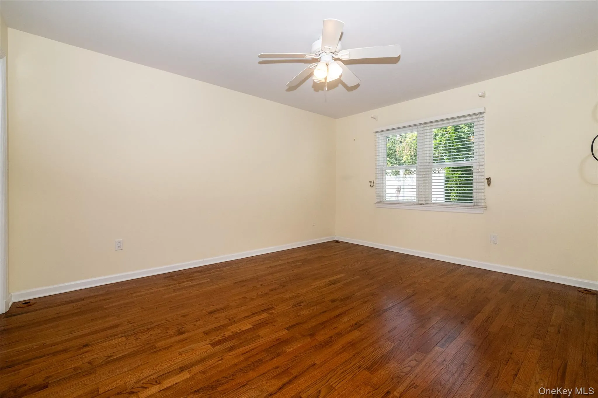 7 Ronalds Avenue, New Rochelle, NY, 4 Bedrooms Bedrooms, 8 Rooms Rooms,3 BathroomsBathrooms,Residential,For Rent,Ronalds,0,1050702 7 Ronalds Avenue, New Rochelle, NY, 4 Bedrooms Bedrooms, 8 Rooms Rooms,3 BathroomsBathrooms,Residential,For Rent,Ronalds,0,1050702