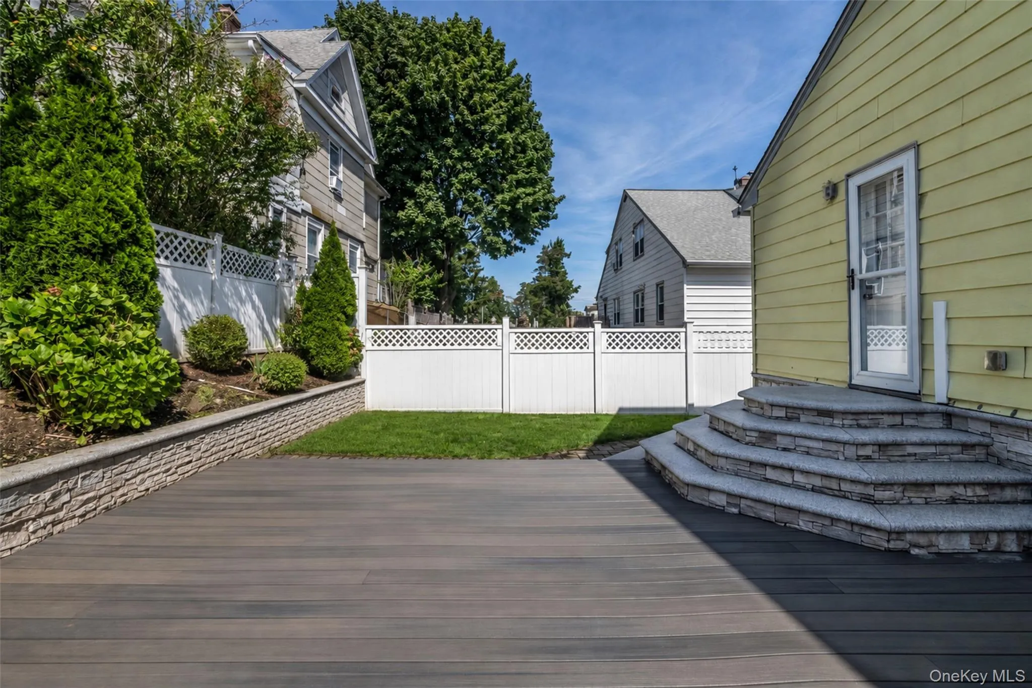 7 Ronalds Avenue, New Rochelle, NY, 4 Bedrooms Bedrooms, 8 Rooms Rooms,3 BathroomsBathrooms,Residential,For Rent,Ronalds,0,1050702 7 Ronalds Avenue, New Rochelle, NY, 4 Bedrooms Bedrooms, 8 Rooms Rooms,3 BathroomsBathrooms,Residential,For Rent,Ronalds,0,1050702