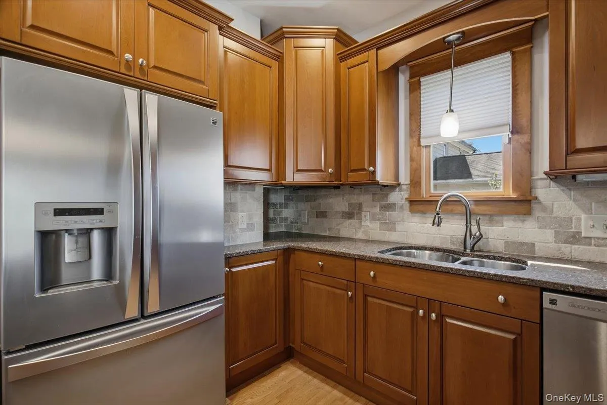 8 Willow Street, Beacon, NY, 3 Bedrooms Bedrooms, 11 Rooms Rooms,3 BathroomsBathrooms,Residential,For Rent,Willow,0,1050703 8 Willow Street, Beacon, NY, 3 Bedrooms Bedrooms, 11 Rooms Rooms,3 BathroomsBathrooms,Residential,For Rent,Willow,0,1050703