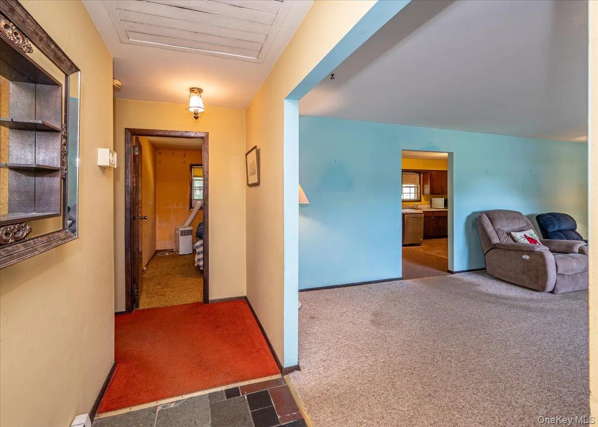 632 Spruce Avenue, Islip, NY, 3 Bedrooms Bedrooms, 7 Rooms Rooms,1 BathroomBathrooms,Residential,For Rent,Spruce,0,1050704 632 Spruce Avenue, Islip, NY, 3 Bedrooms Bedrooms, 7 Rooms Rooms,1 BathroomBathrooms,Residential,For Rent,Spruce,0,1050704