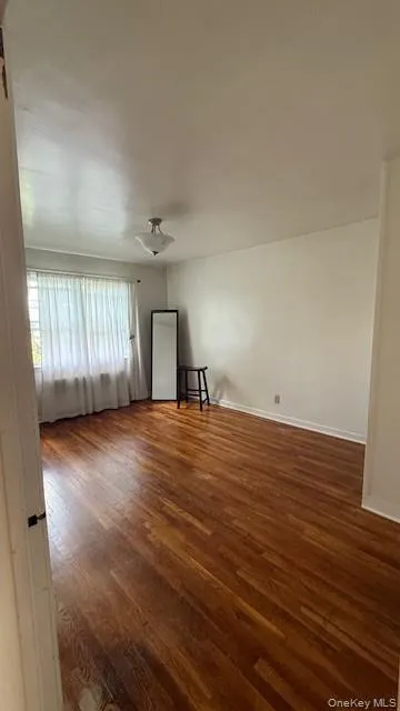 1007 223rd Street, New York, NY, 3 Bedroom Bedrooms, 9 Room Rooms,1 BathroomBathrooms,Residential Lease,For Rent,223rd,0,1050709 1007 223rd Street, New York, NY, 3 Bedroom Bedrooms, 9 Room Rooms,1 BathroomBathrooms,Residential Lease,For Rent,223rd,0,1050709