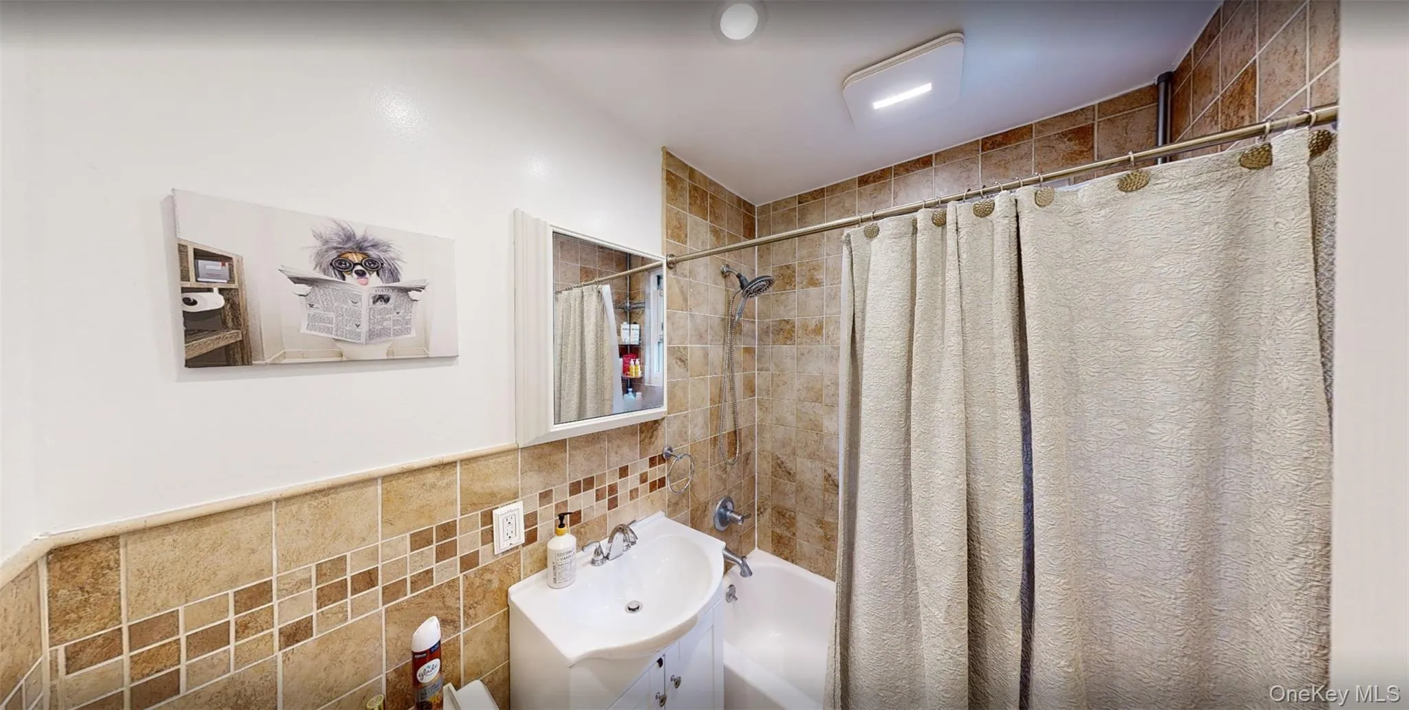 58-22 251st Street, New York, NY, 2 Bedrooms Bedrooms, 5 Rooms Rooms,1 BathroomBathrooms,Residential,For Rent,251st,0,1050716 58-22 251st Street, New York, NY, 2 Bedrooms Bedrooms, 5 Rooms Rooms,1 BathroomBathrooms,Residential,For Rent,251st,0,1050716