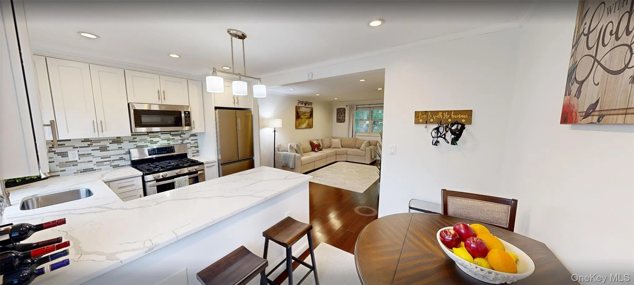 58-22 251st Street, New York, NY, 2 Bedrooms Bedrooms, 5 Rooms Rooms,1 BathroomBathrooms,Residential,For Rent,251st,0,1050716 58-22 251st Street, New York, NY, 2 Bedrooms Bedrooms, 5 Rooms Rooms,1 BathroomBathrooms,Residential,For Rent,251st,0,1050716