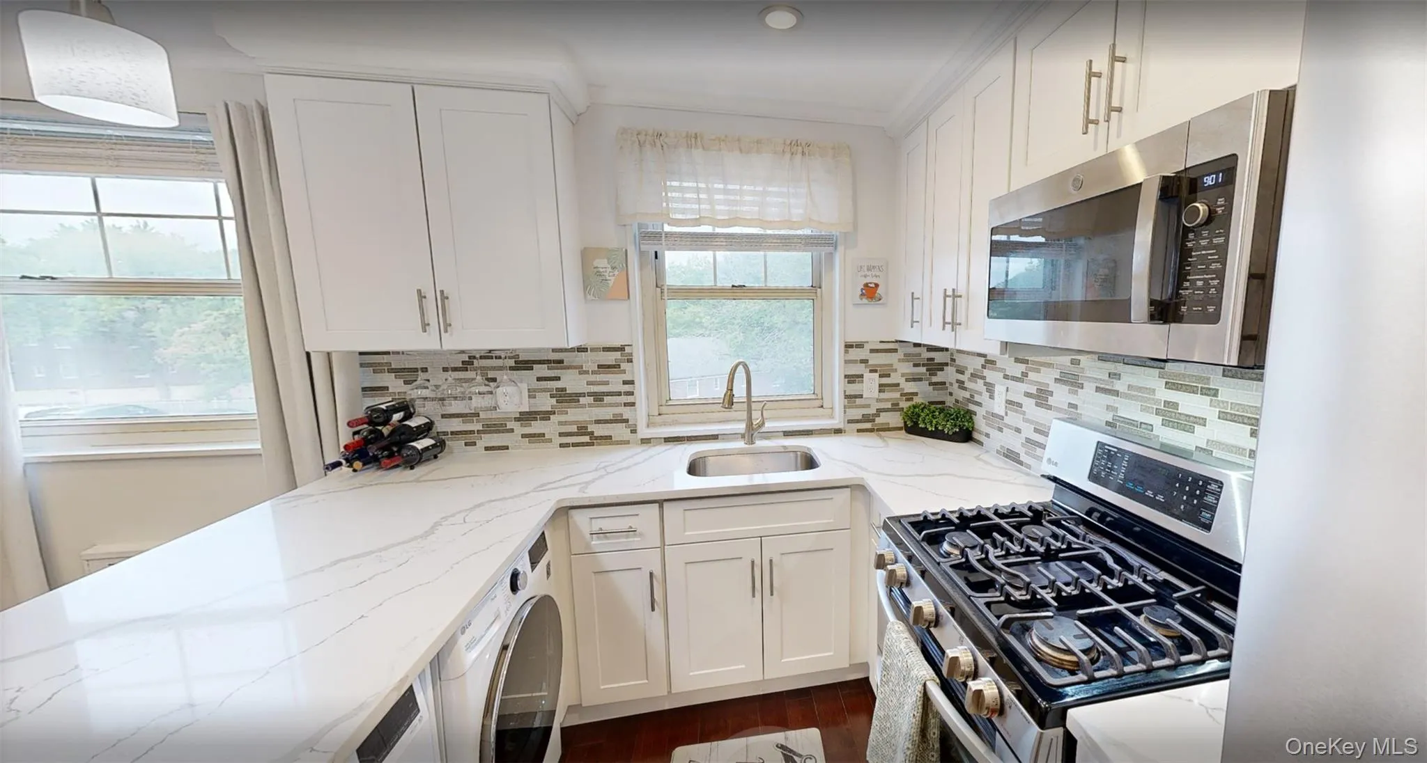 58-22 251st Street, New York, NY, 2 Bedrooms Bedrooms, 5 Rooms Rooms,1 BathroomBathrooms,Residential,For Rent,251st,0,1050716 58-22 251st Street, New York, NY, 2 Bedrooms Bedrooms, 5 Rooms Rooms,1 BathroomBathrooms,Residential,For Rent,251st,0,1050716