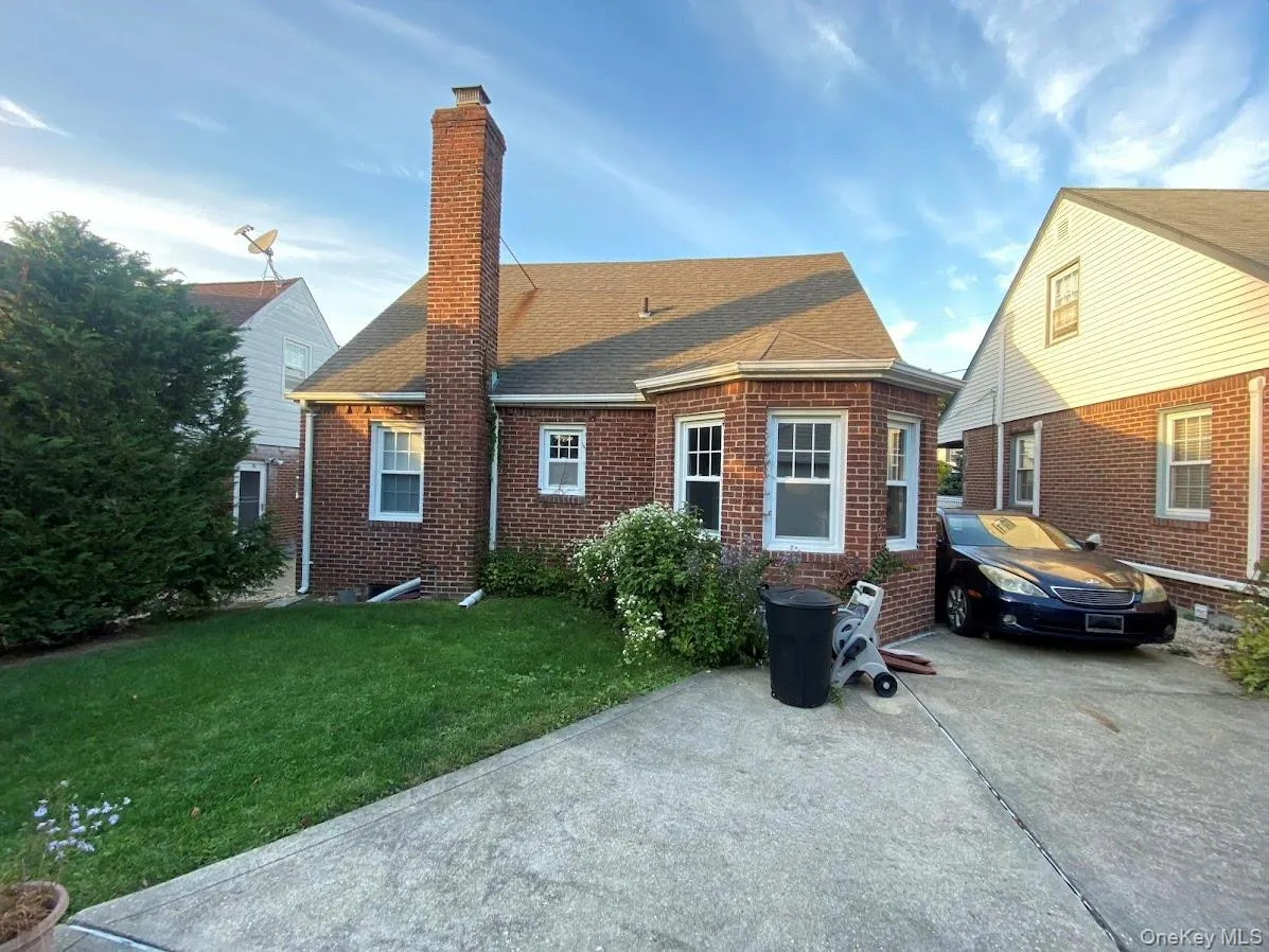 10 Purdy, Hempstead, NY, 3 Bedrooms Bedrooms, 6 Rooms Rooms,1 BathroomBathrooms,Residential,For Rent,Purdy,0,1050717 10 Purdy, Hempstead, NY, 3 Bedrooms Bedrooms, 6 Rooms Rooms,1 BathroomBathrooms,Residential,For Rent,Purdy,0,1050717