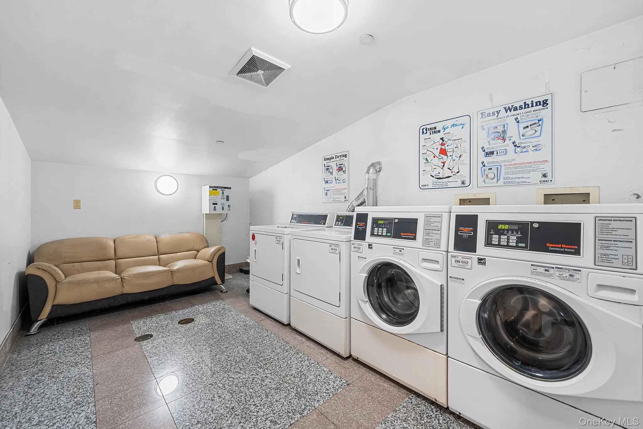 Building laundry room Building laundry room