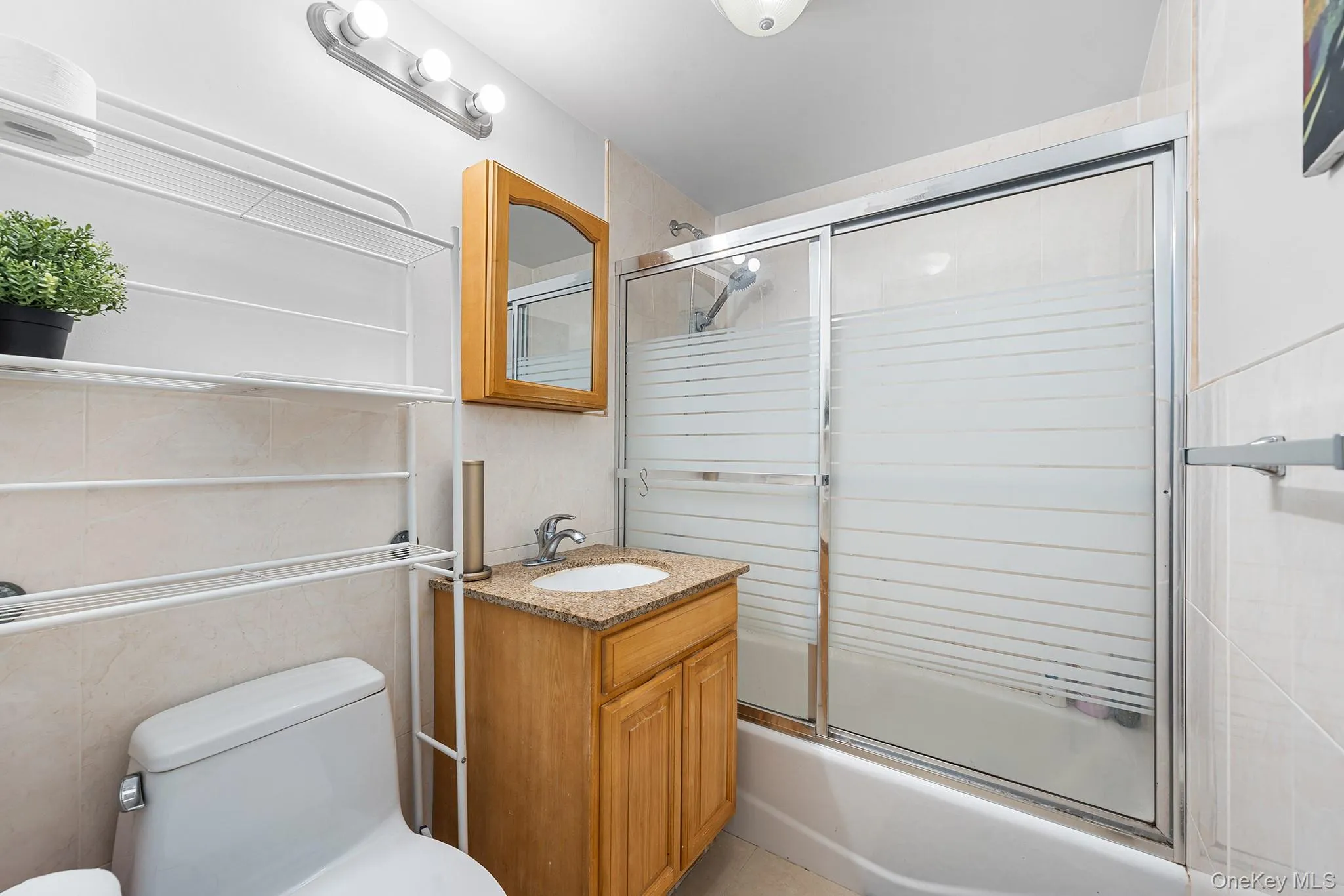 139-39 35th Avenue, New York, NY, 2 Bedrooms Bedrooms, 4 Rooms Rooms,2 BathroomsBathrooms,Residential,For Rent,35th,0,1050721 139-39 35th Avenue, New York, NY, 2 Bedrooms Bedrooms, 4 Rooms Rooms,2 BathroomsBathrooms,Residential,For Rent,35th,0,1050721